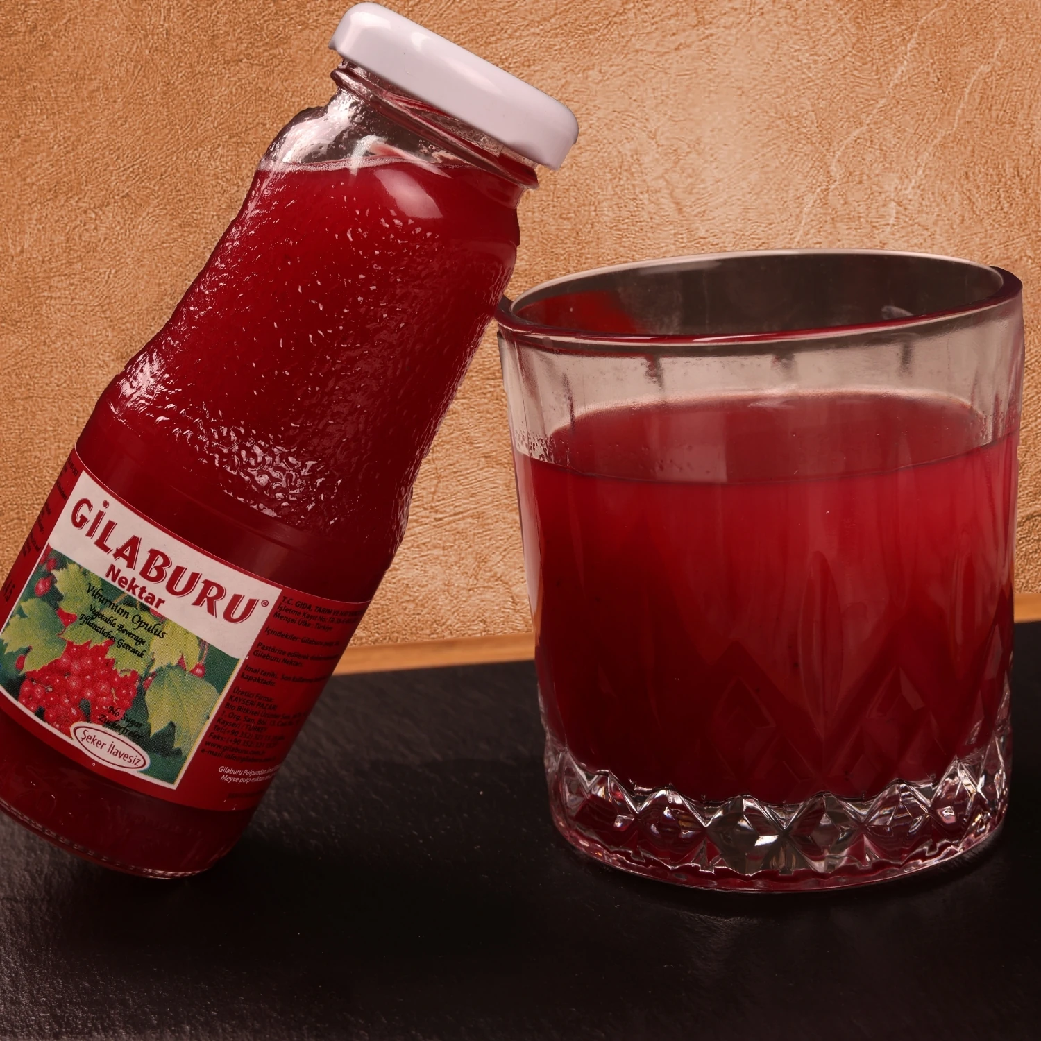 Gilaburu Suyu Nektarı 1000 ml Cam Şişe Şeker İlavesiz