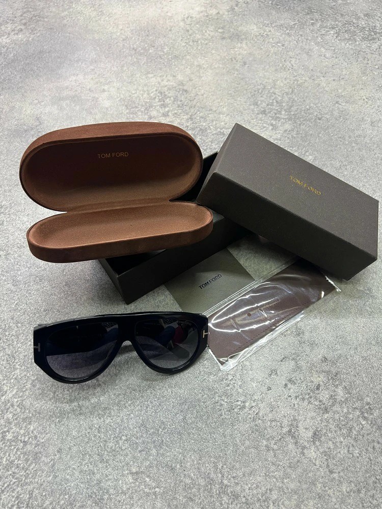 Tom Ford Bronson TF1044 Black