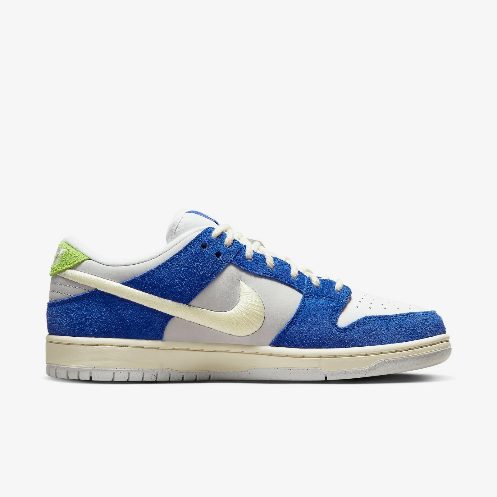 Nike x Fly Streetwear SB Dunk Low Gardenia