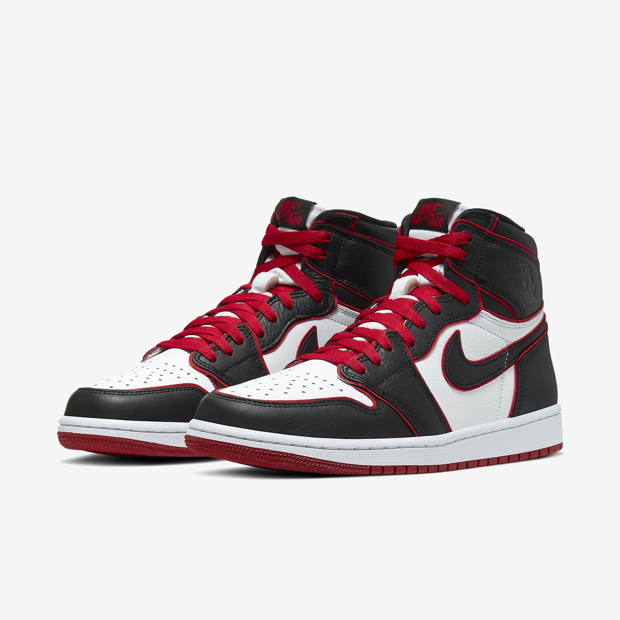 Nike Air Jordan 1 Retro High OG BloodLine Bred