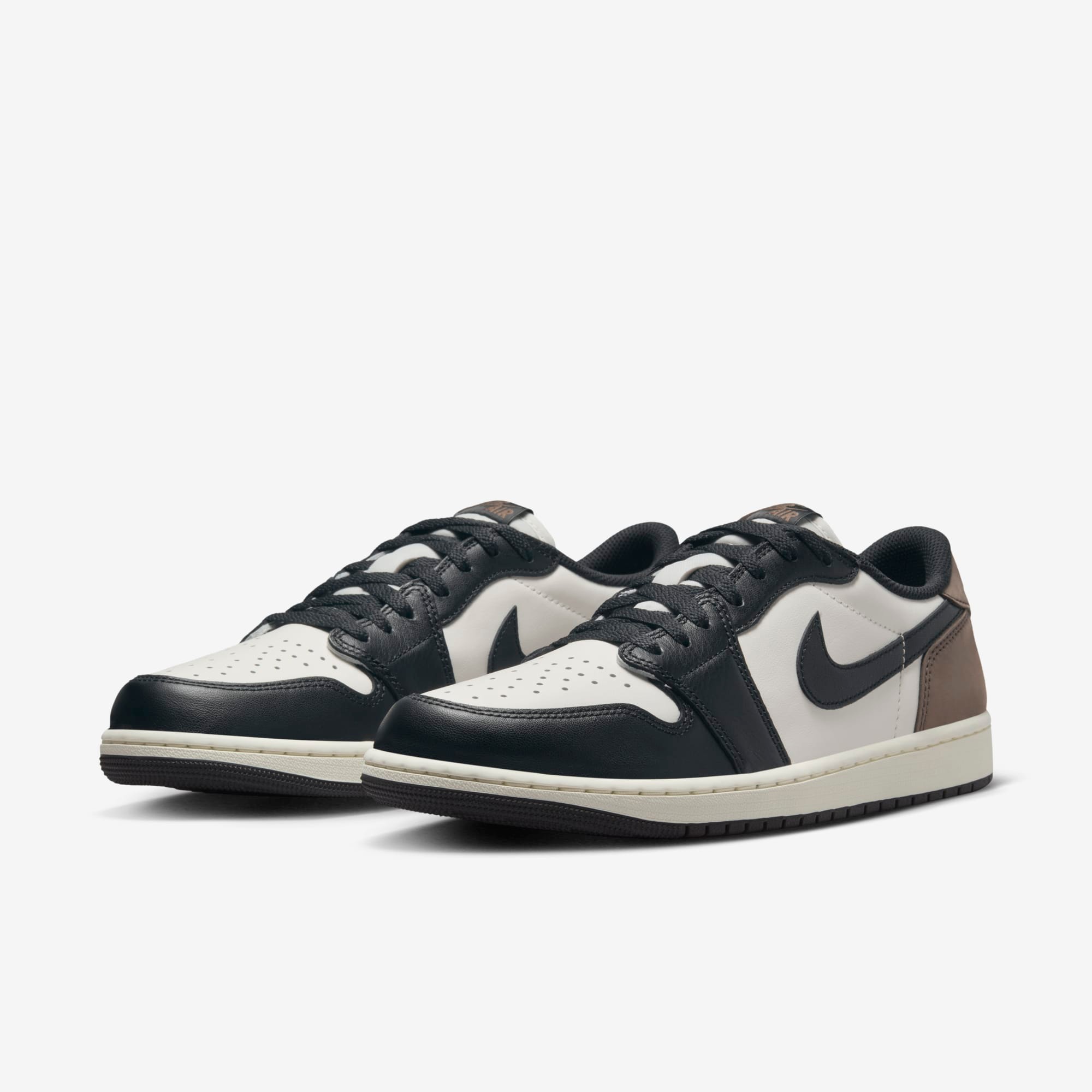 Nike Air Jordan 1 Low OG “Mocha”