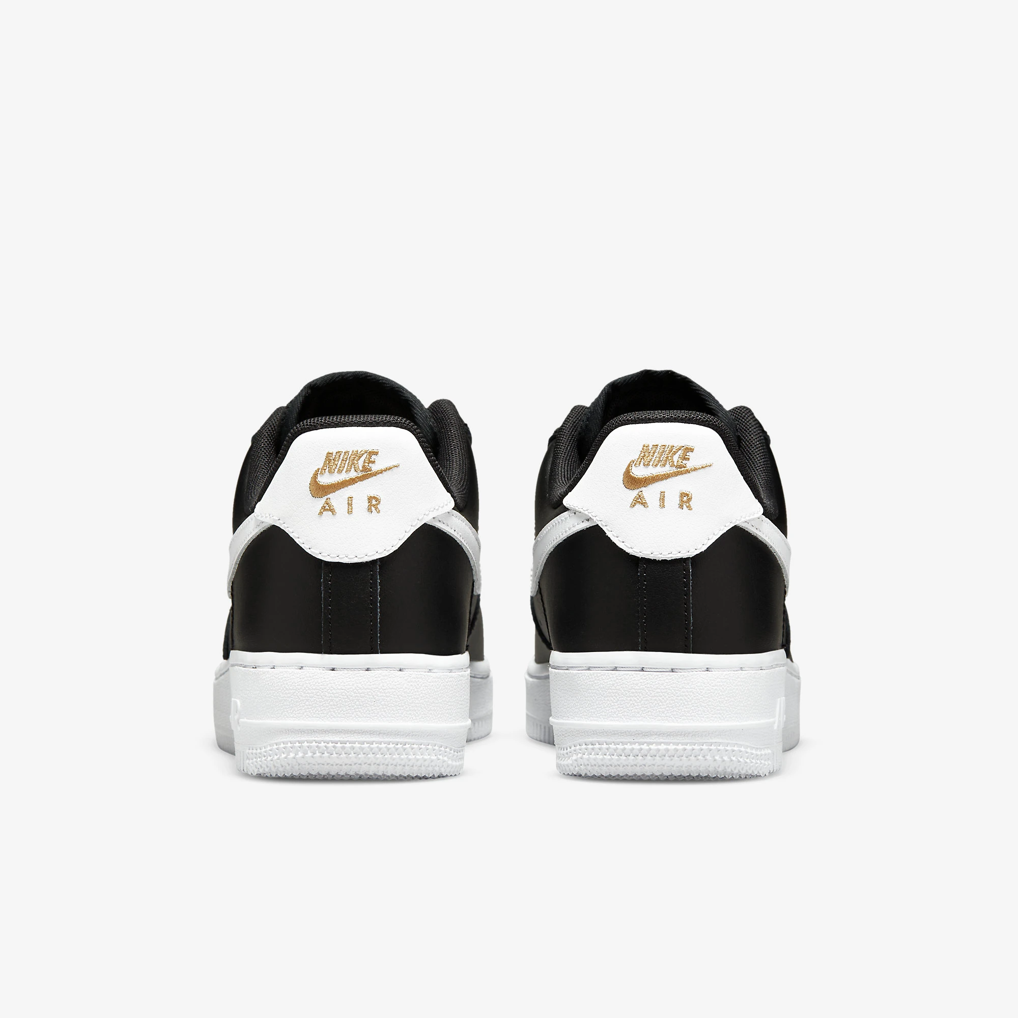 Nike Air Force 1 Low 07 Essential Black White