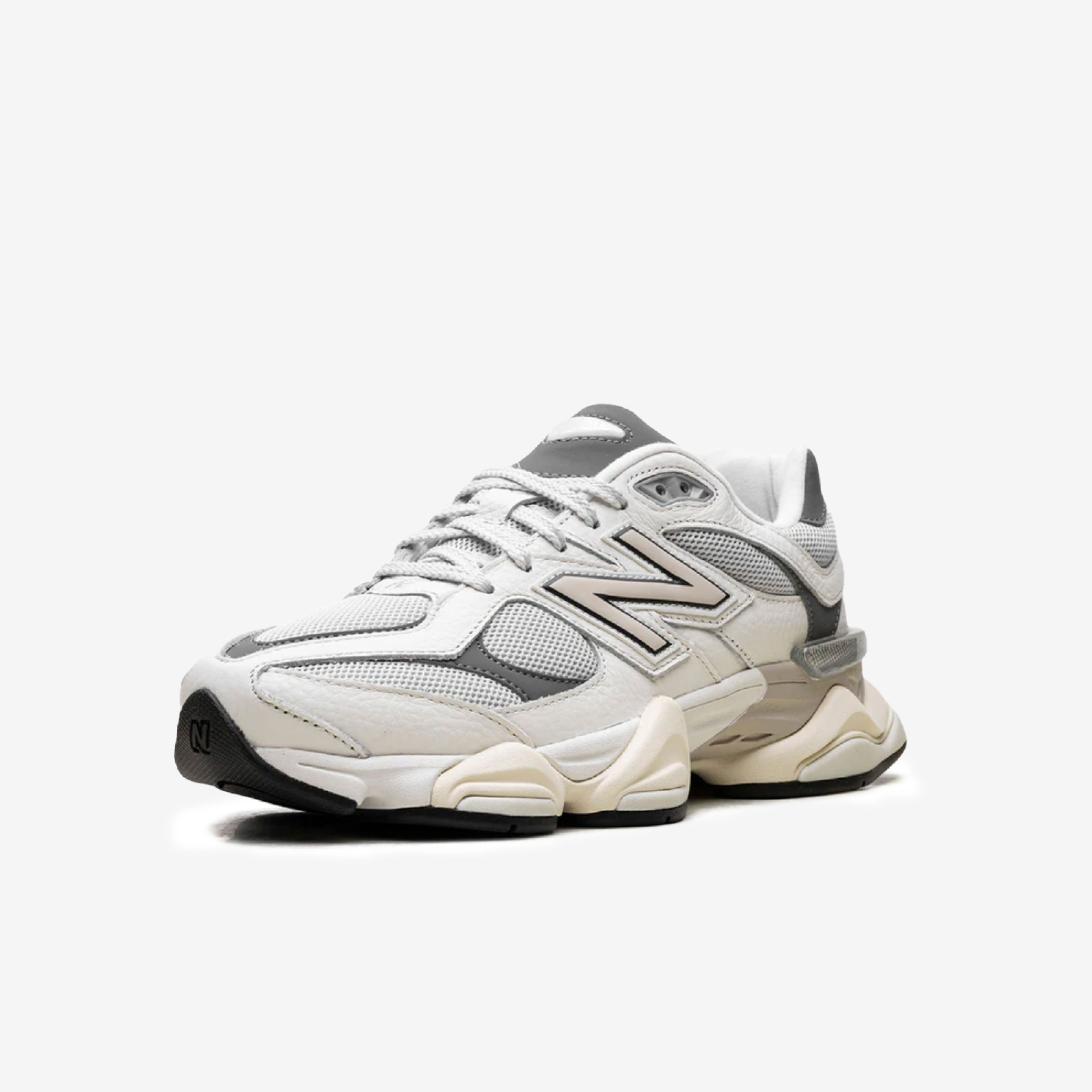 New Balance 9060 Sea Salt Castlerock