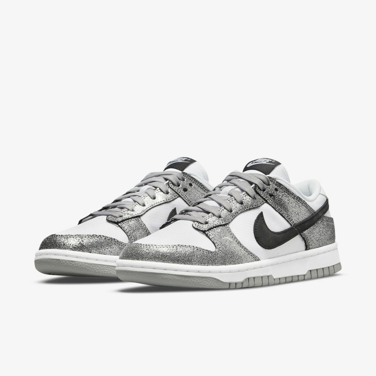Nike Dunk Low Golden Gals