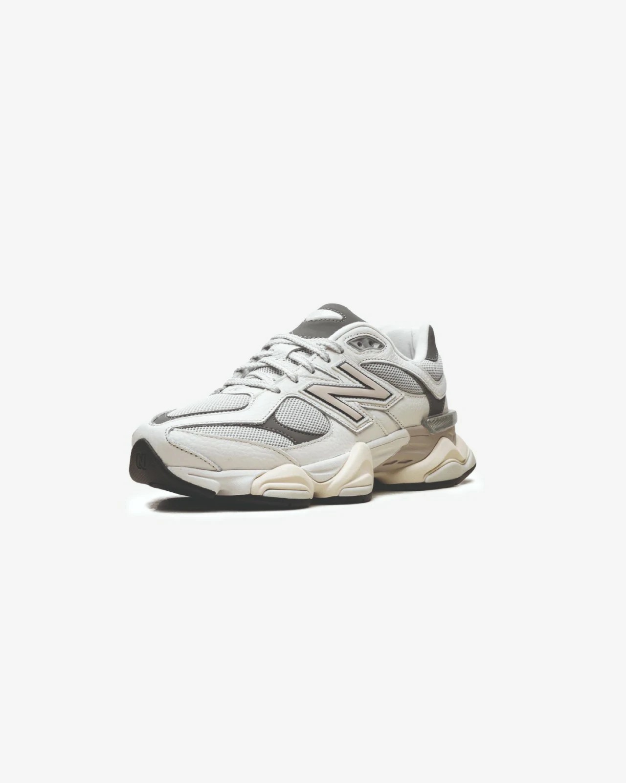 New Balance 9060 Sea Salt Castlerock