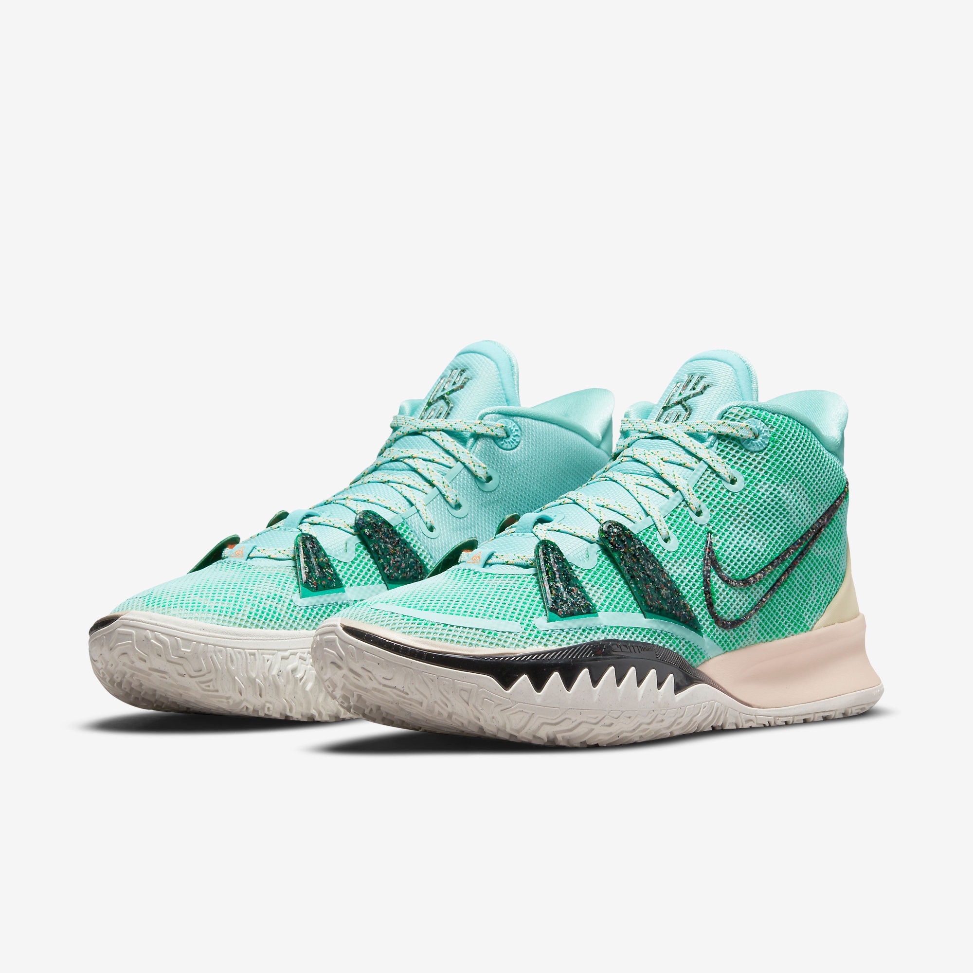 Nike Kyrie 7 Copa