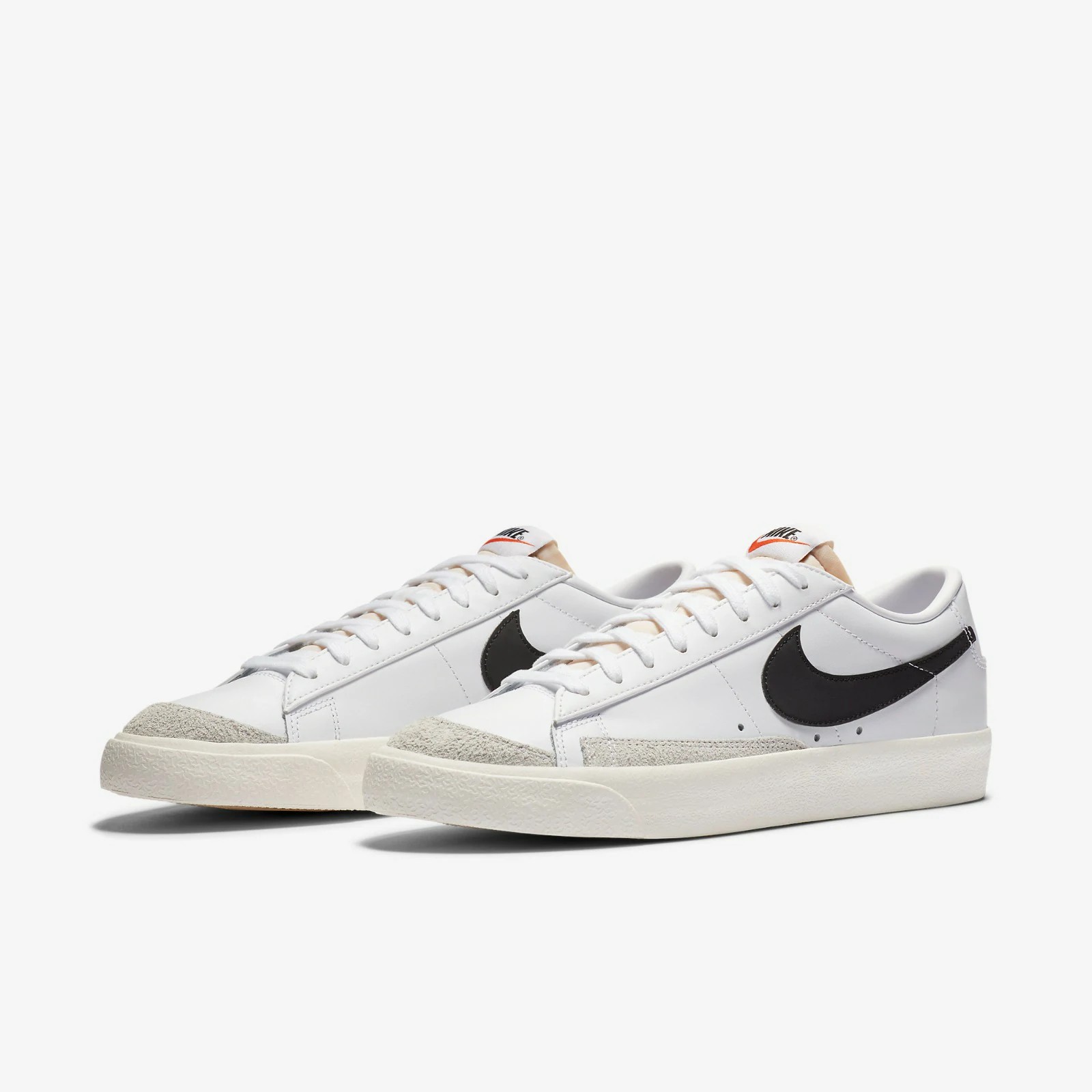 Nike Blazer Low '77 Vintage white black
