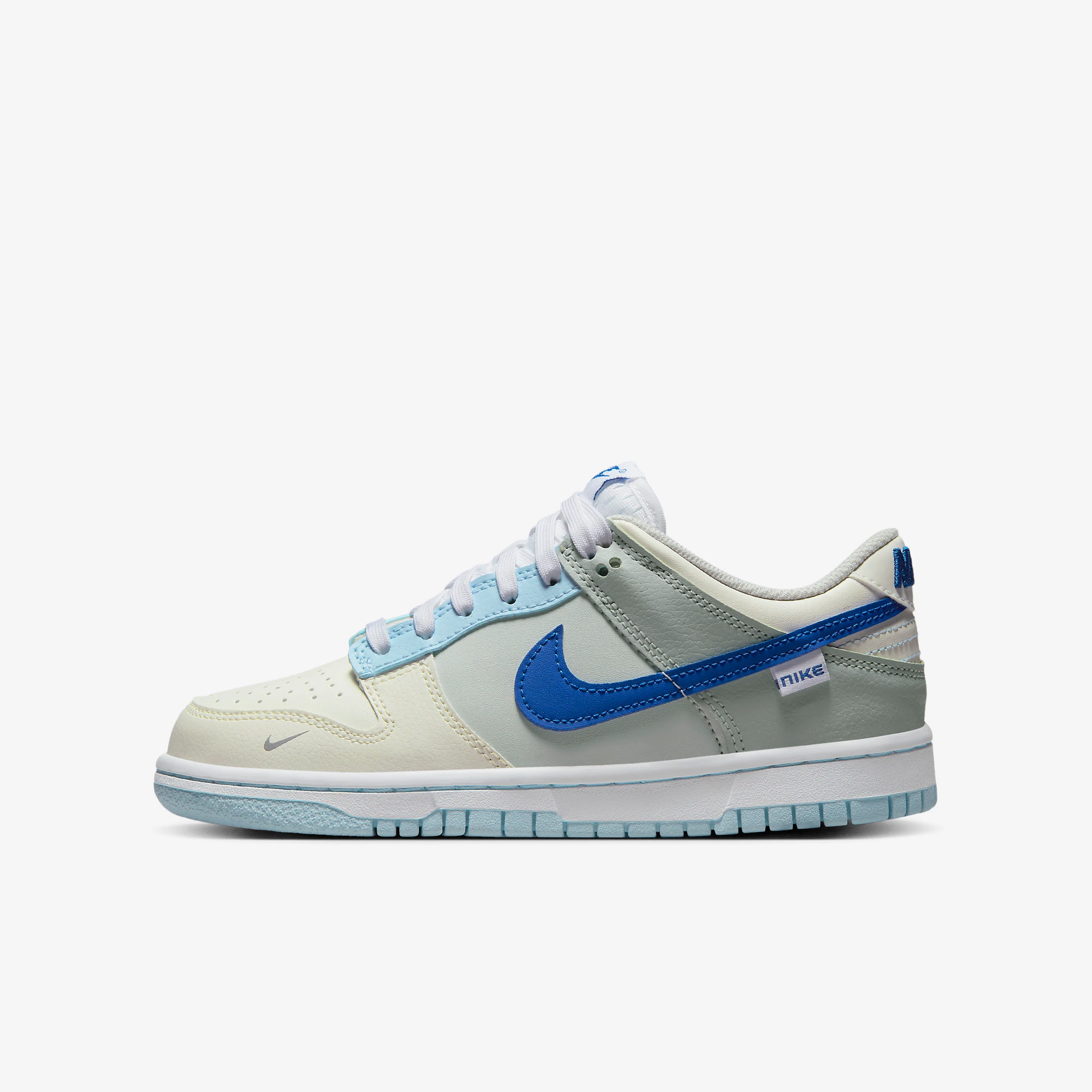 Nike Dunk Low Hyper Royal