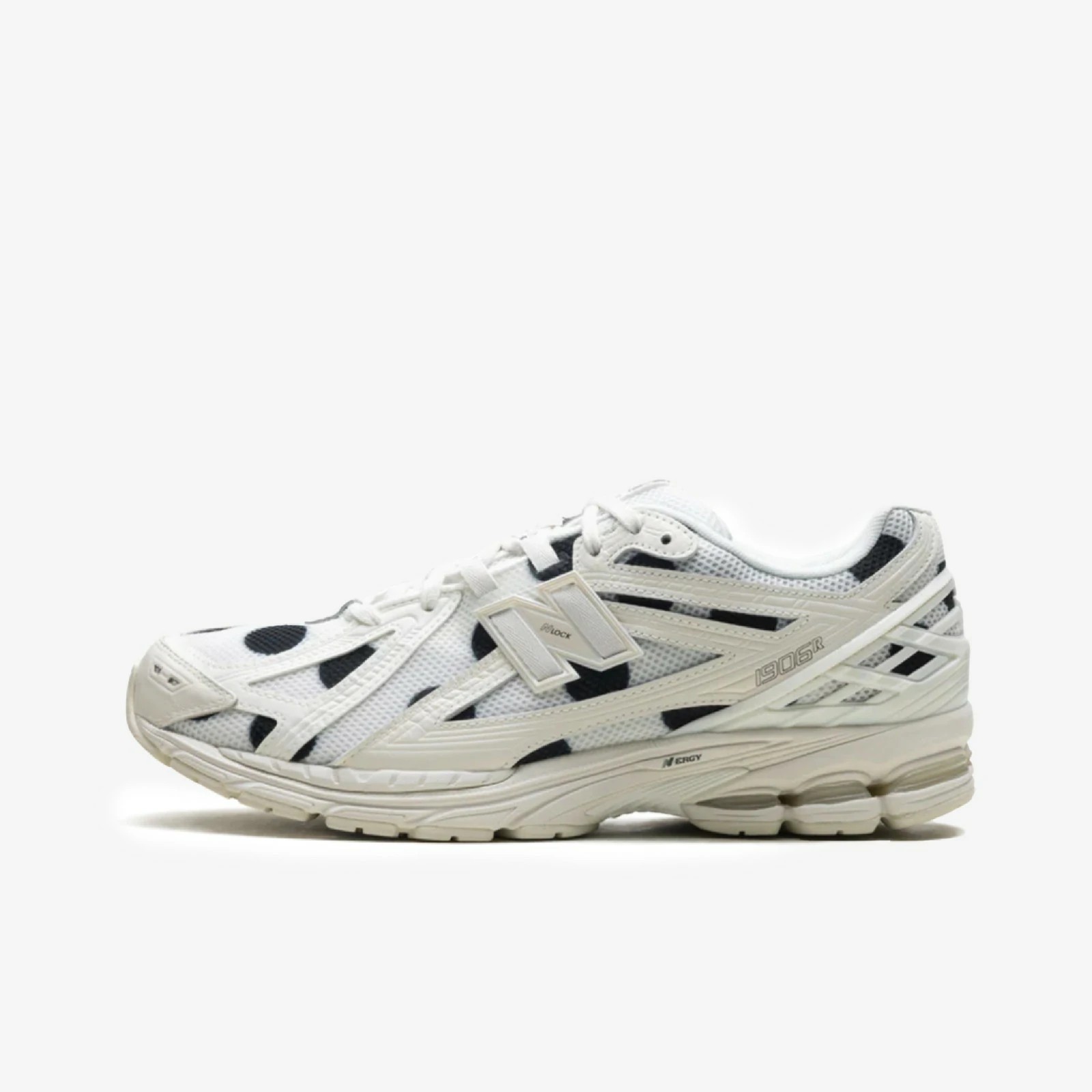 New Balance 1906R Polka Dot Sea Salt
