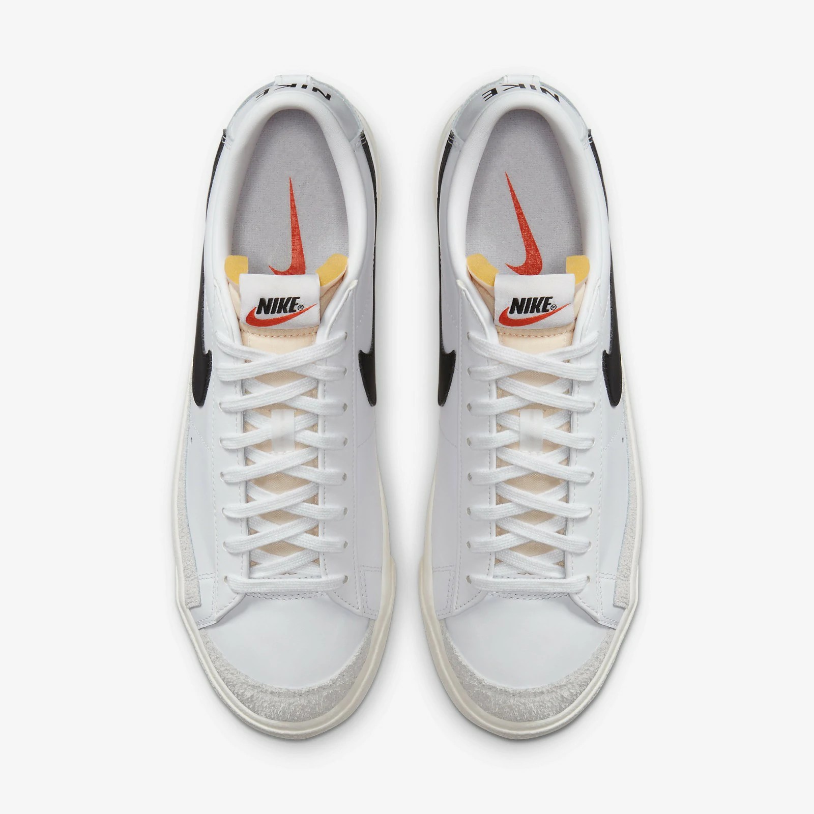 Nike Blazer Low '77 Vintage white black