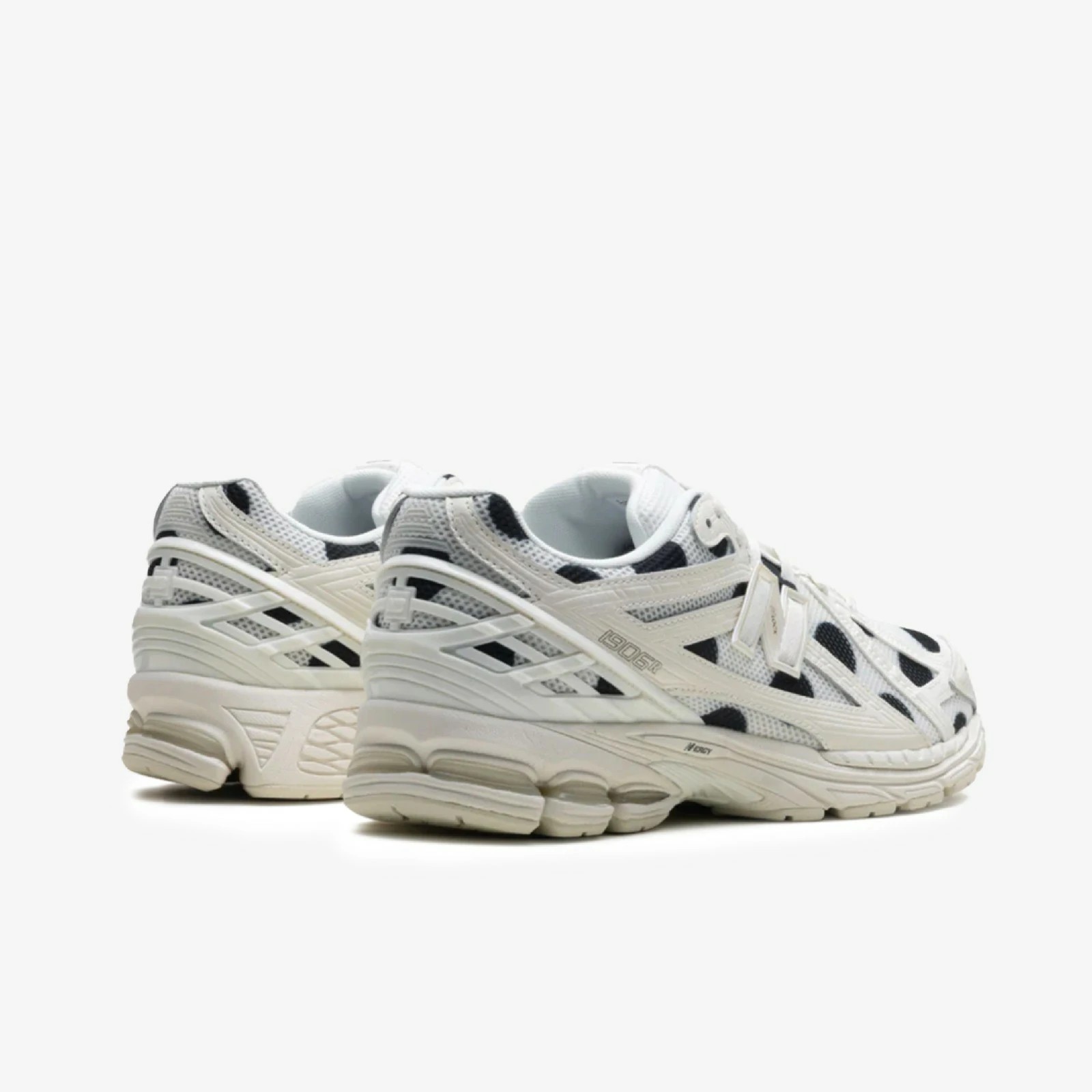New Balance 1906R Polka Dot Sea Salt
