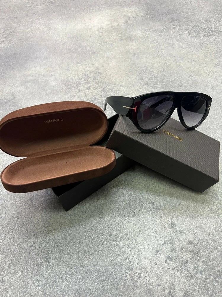 Tom Ford Bronson TF1044 Black