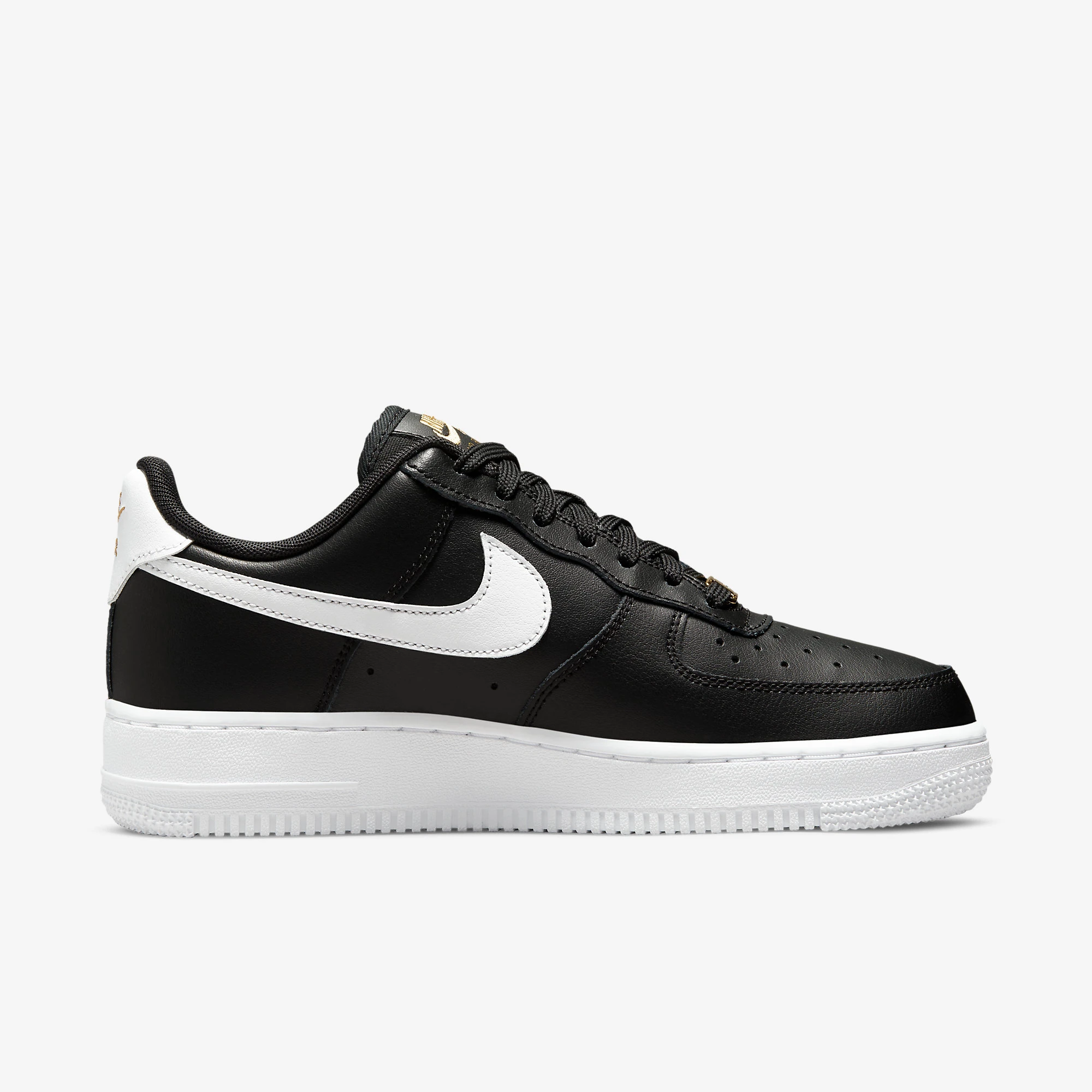 Nike Air Force 1 Low 07 Essential Black White