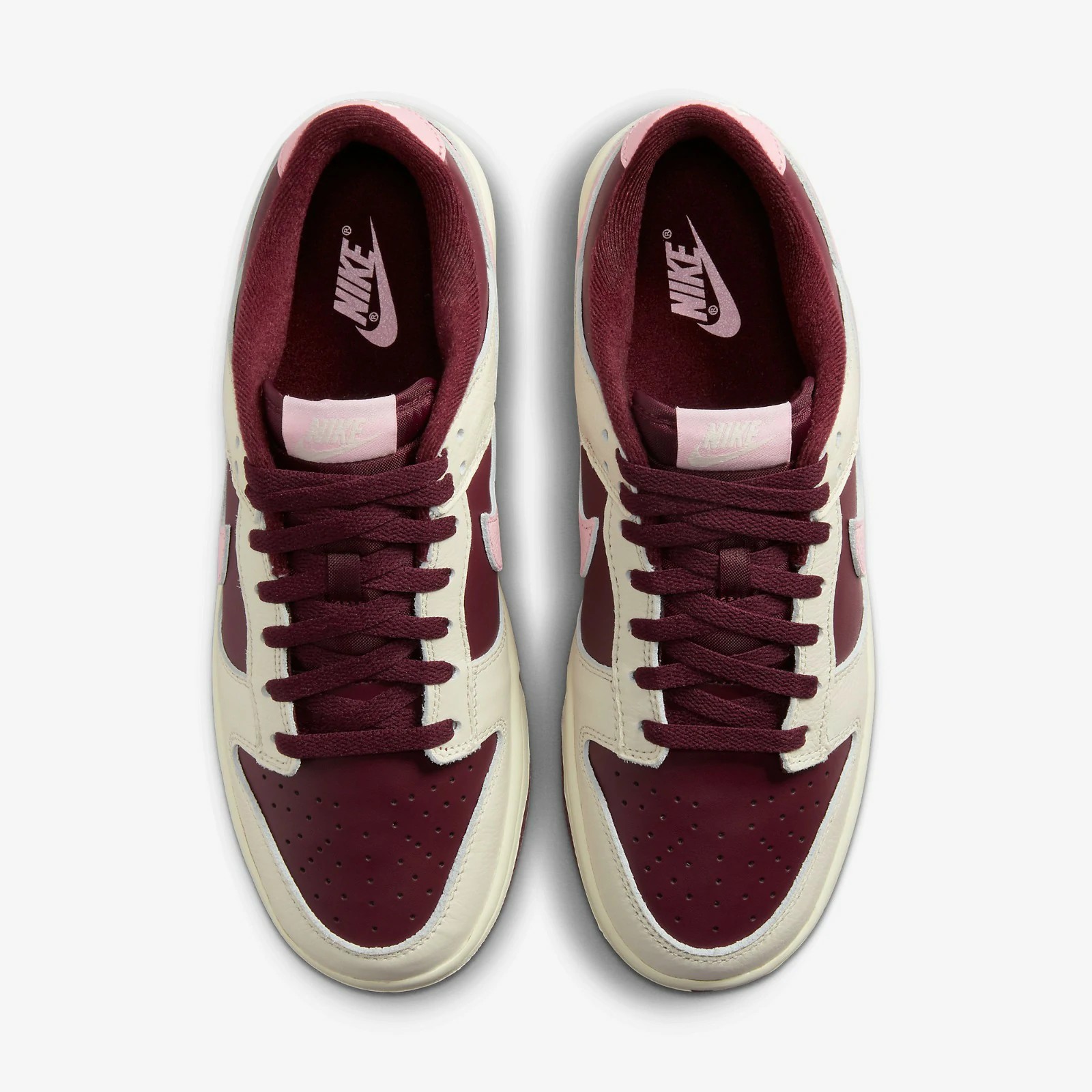 Nike Dunk Low “Valentine's Day”