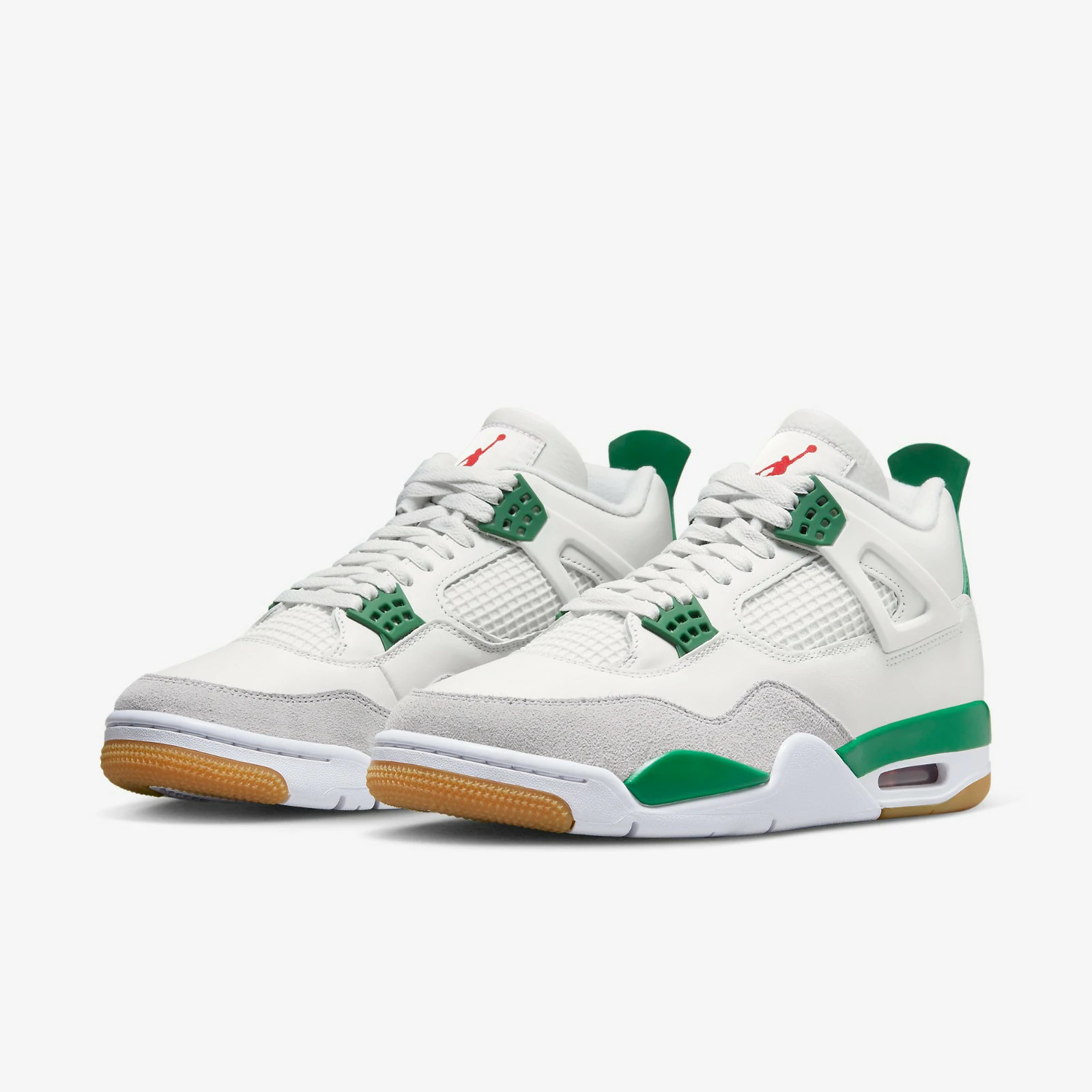 Nike Air Jordan 4 Retro “Pine Green”