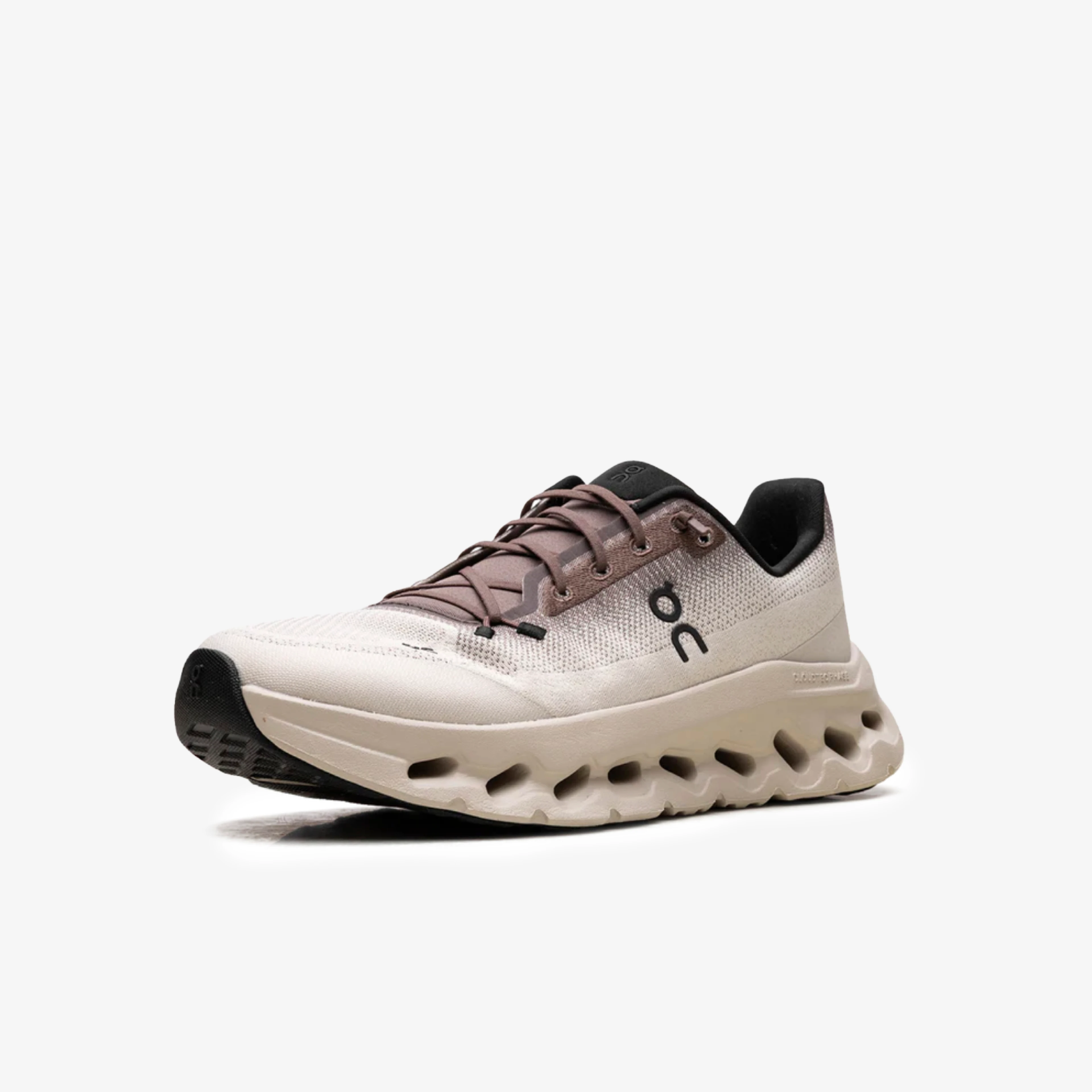 On Running Cloudtilt Clove Sand