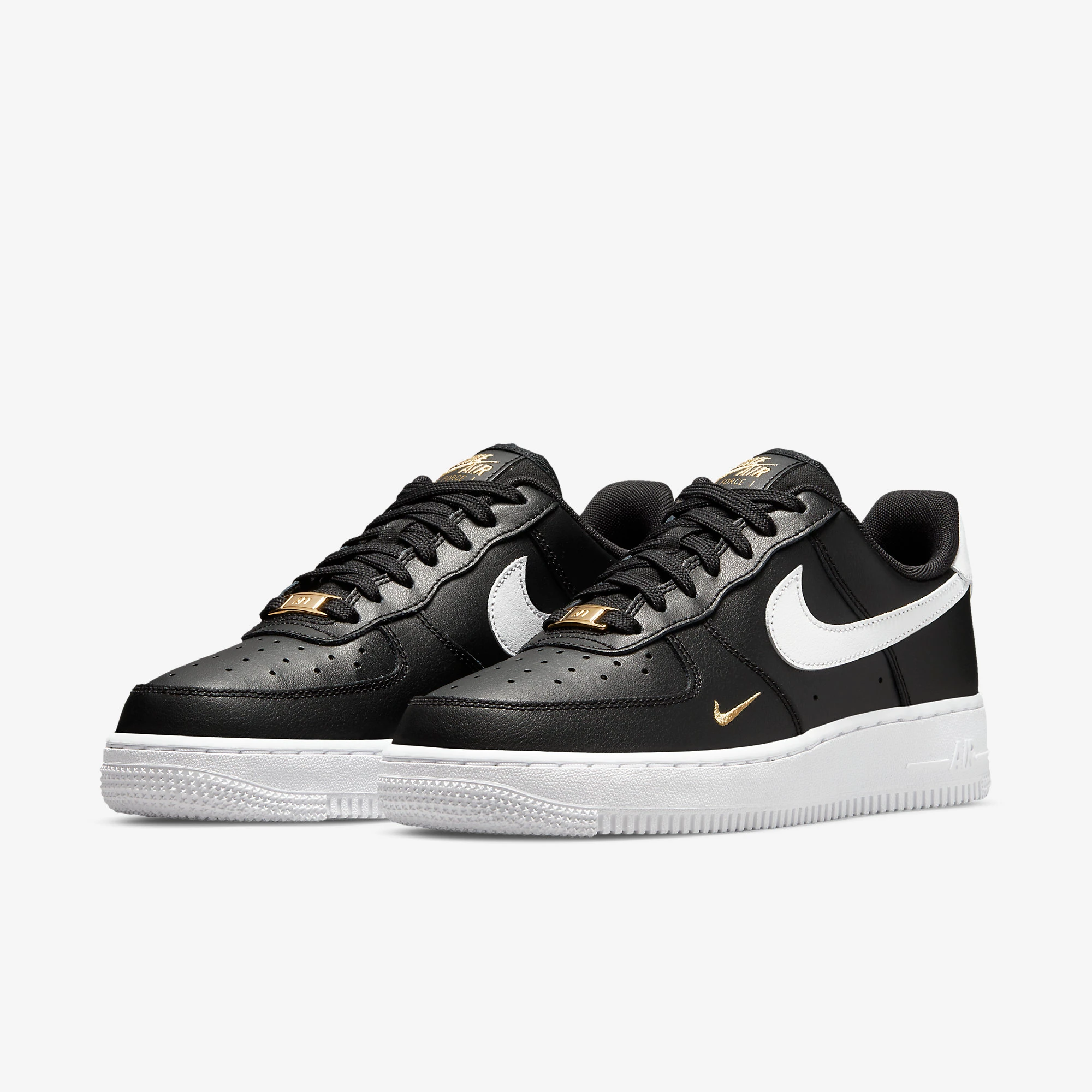 Nike Air Force 1 Low 07 Essential Black White