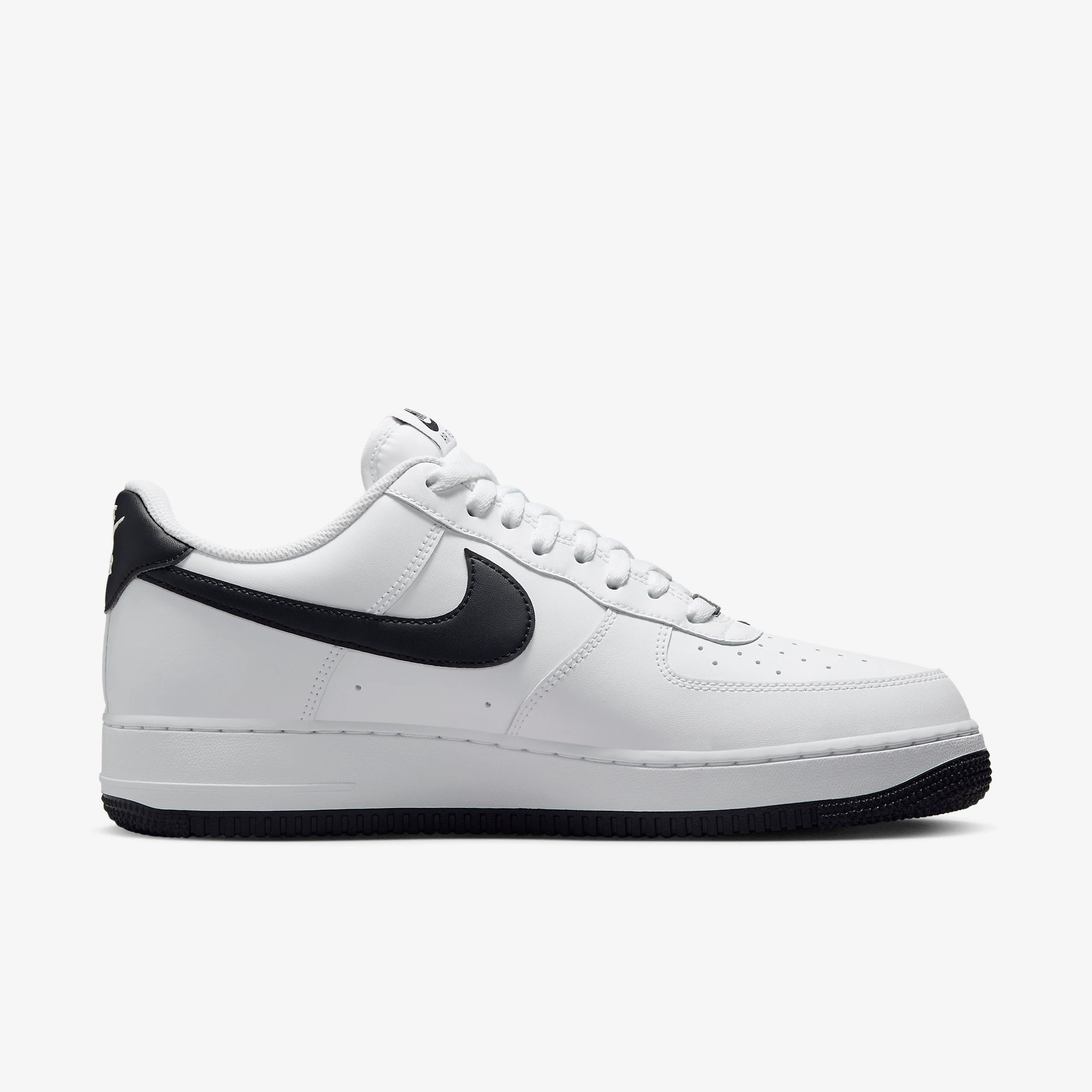 Nike Air Force 1 '07 'White Black Outsole'