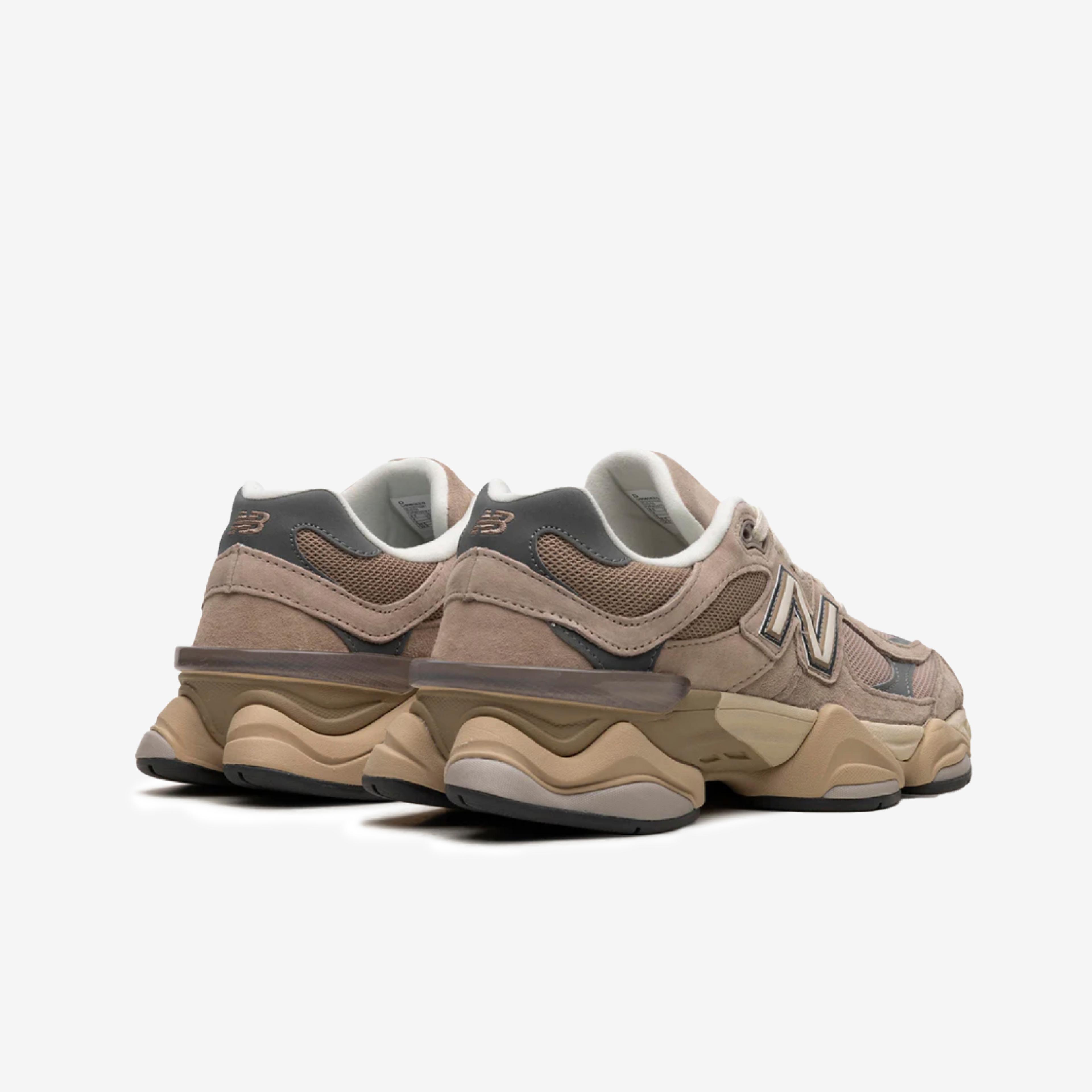 New Balance 9060 Driftwood Castlerock