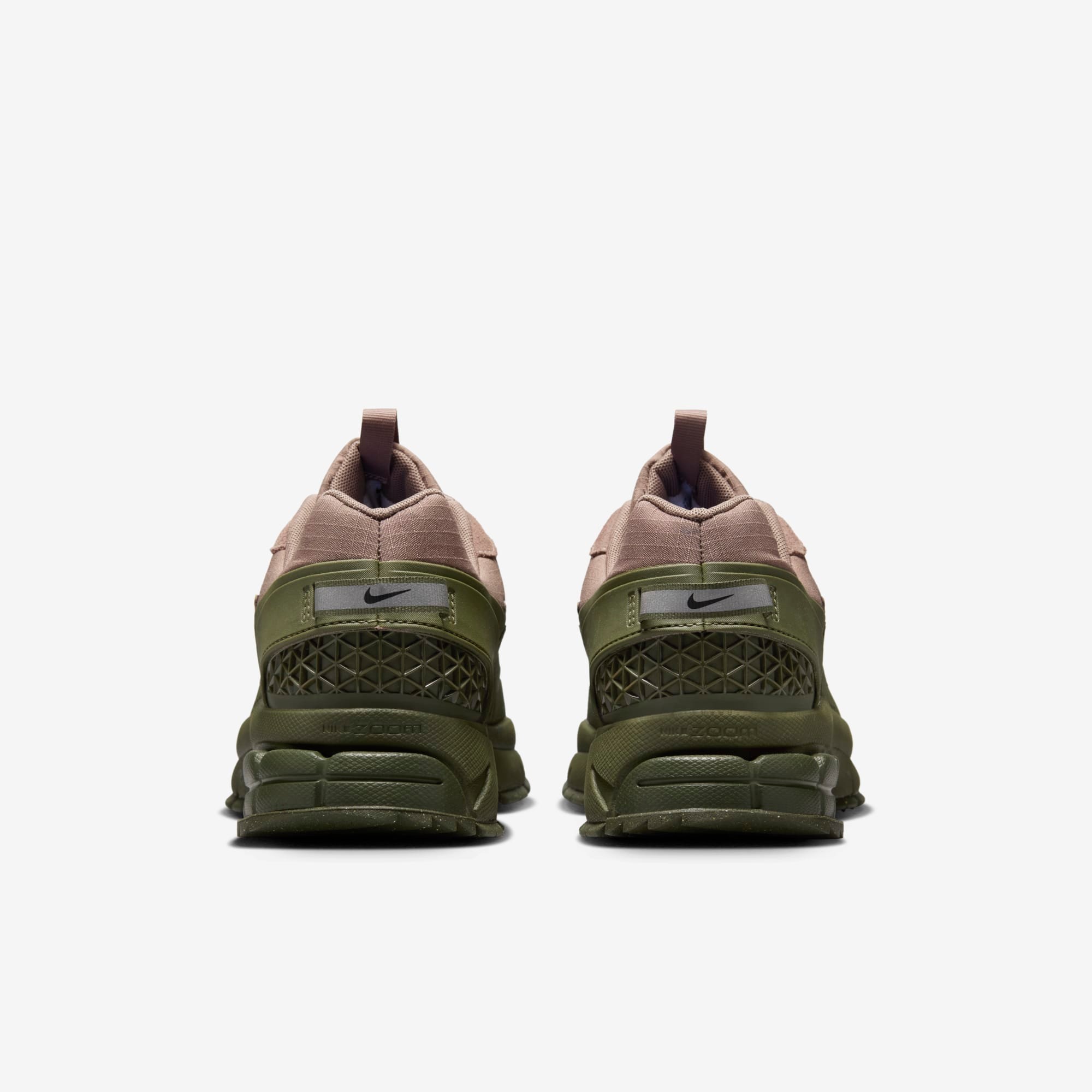 Nike Zoom Vomero Roam Brown