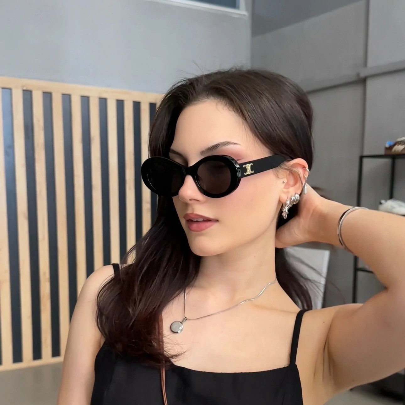 Celine Triomphe CL 40194U (Çantası Hediye)
