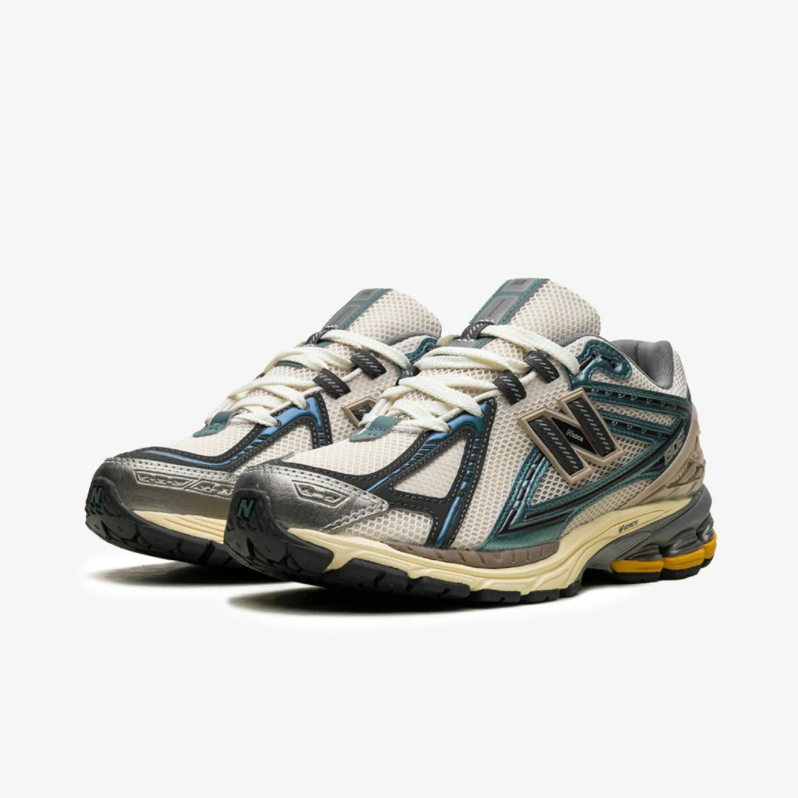 New Balance 1906R NEW SPRUCE