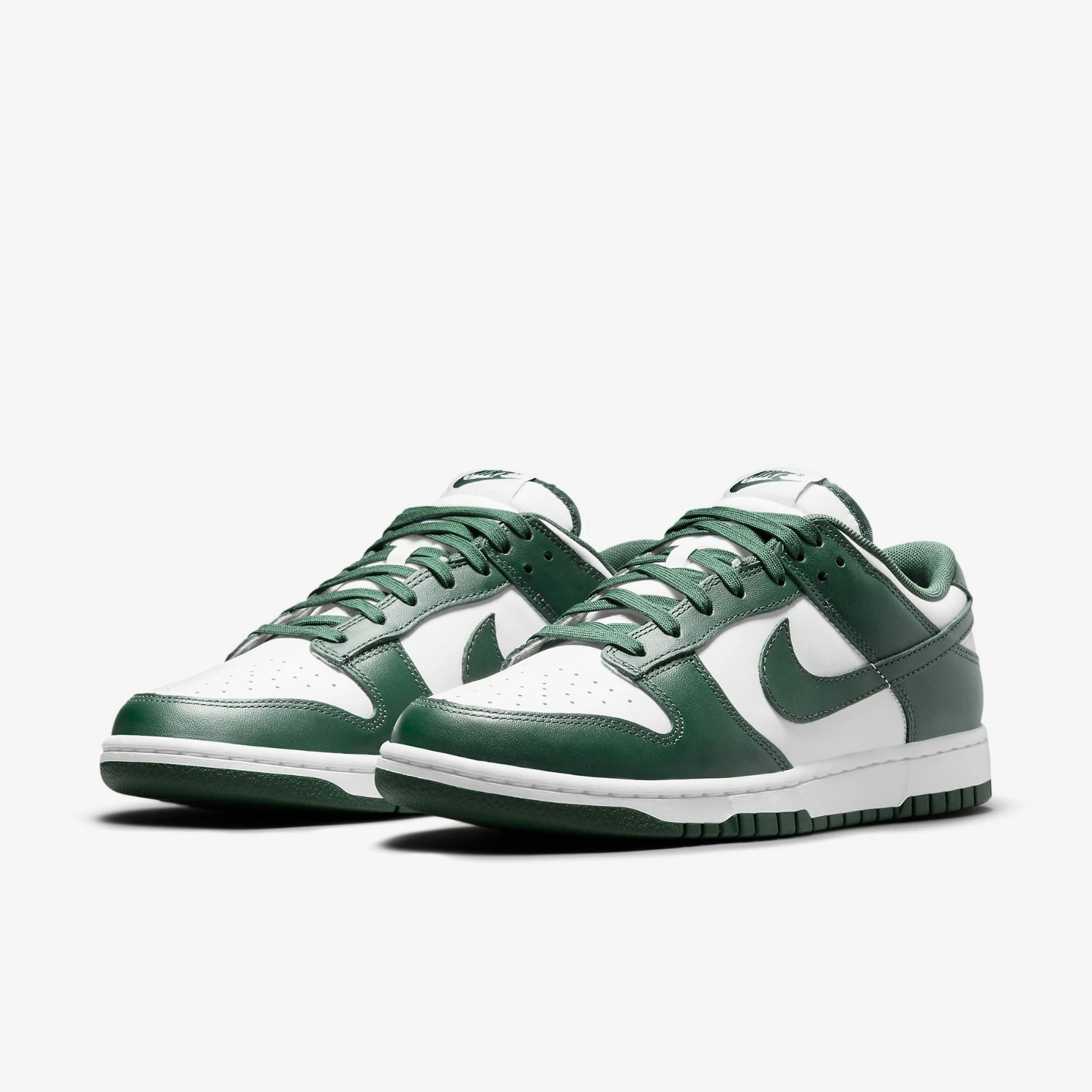 Nike Dunk Low “Team Green” 