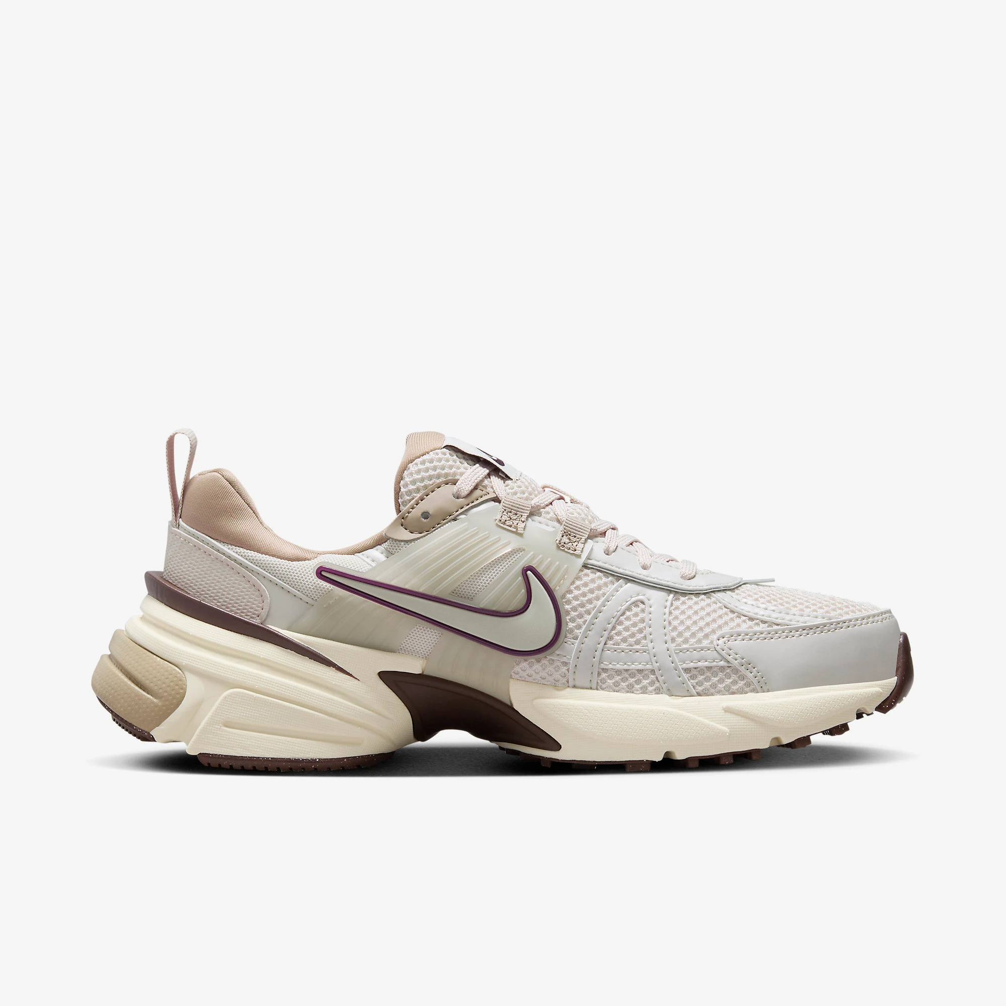 Nike V2K Run Light Orewood Brown