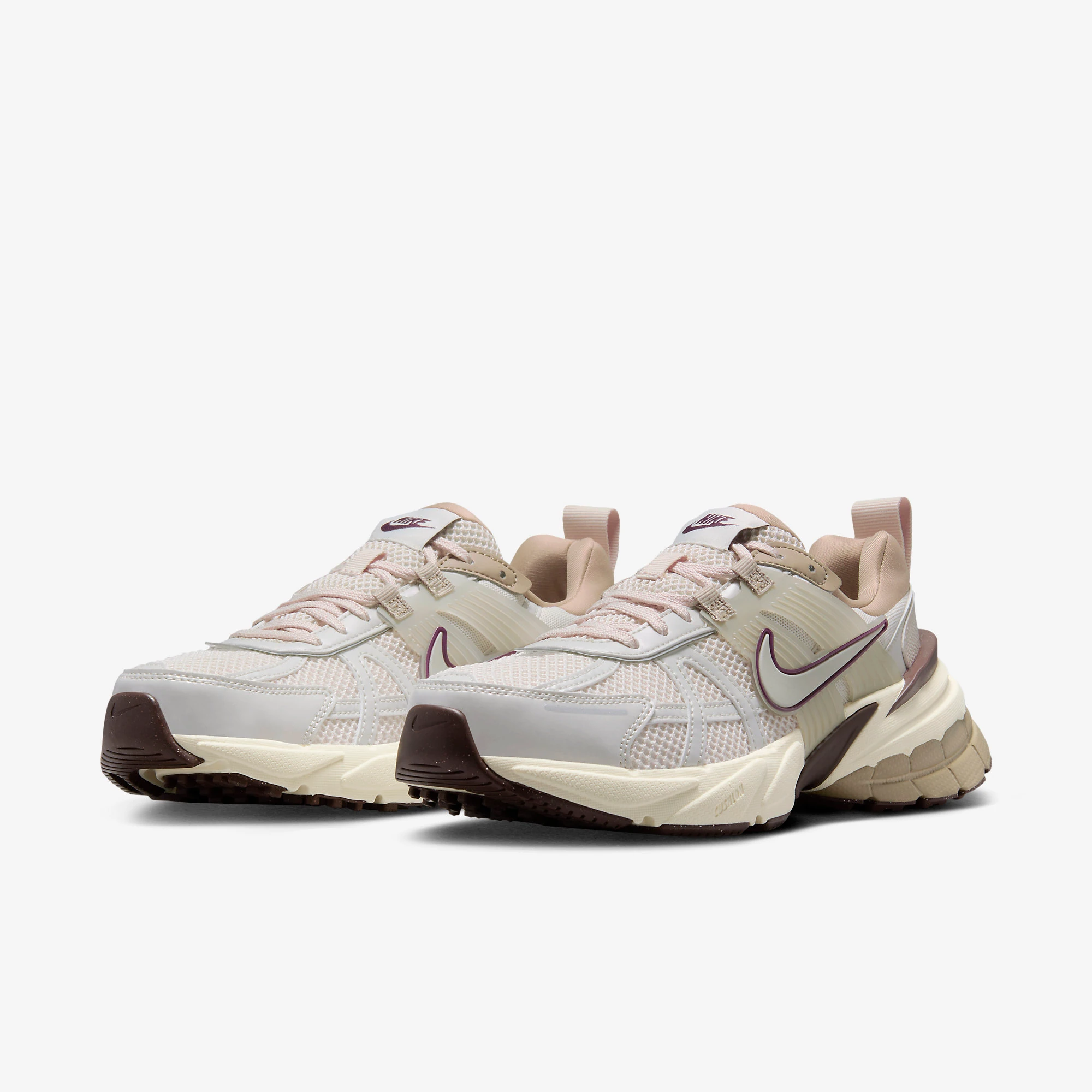 Nike V2K Run Light Orewood Brown