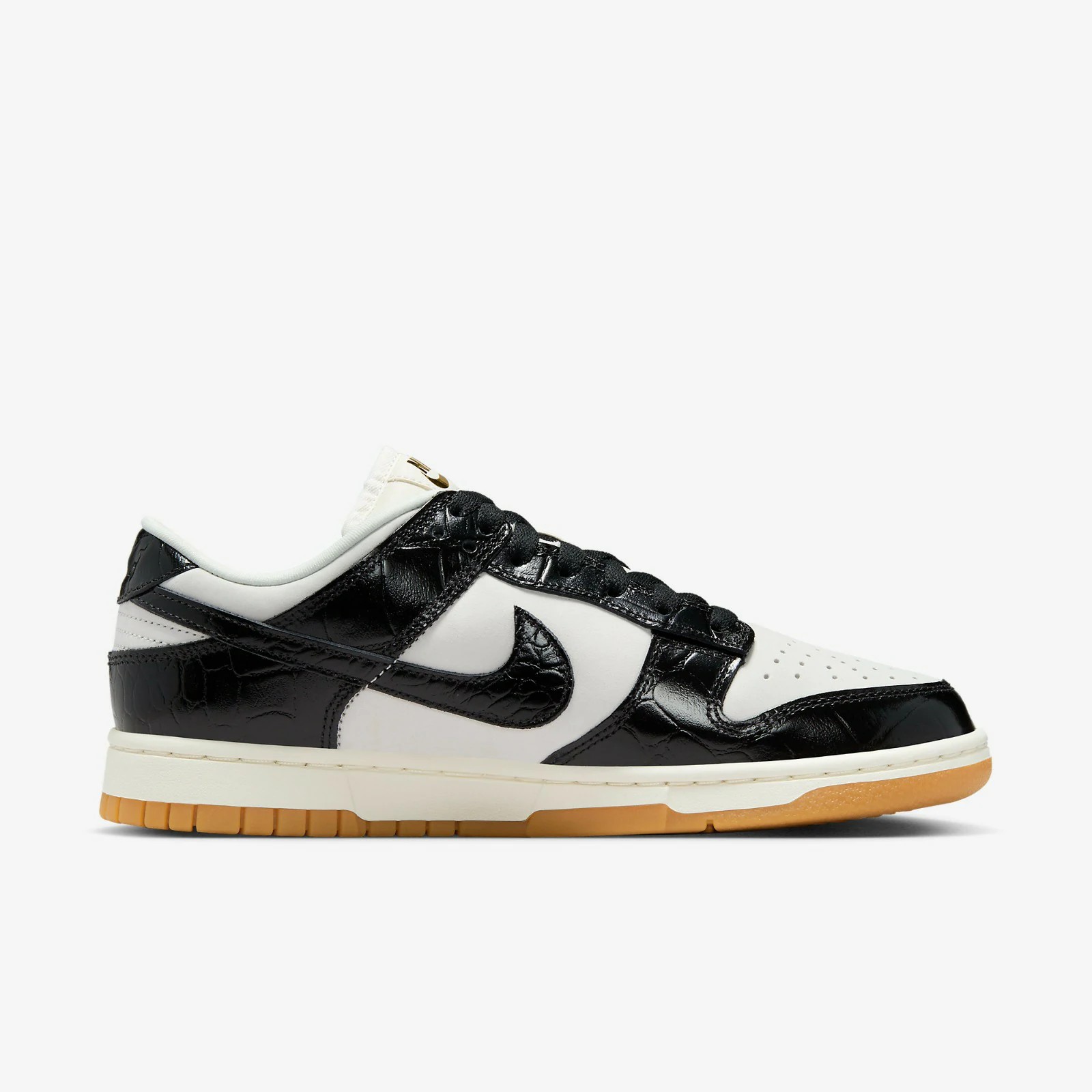 Nike Dunk Low LX 'Black and Phantom'