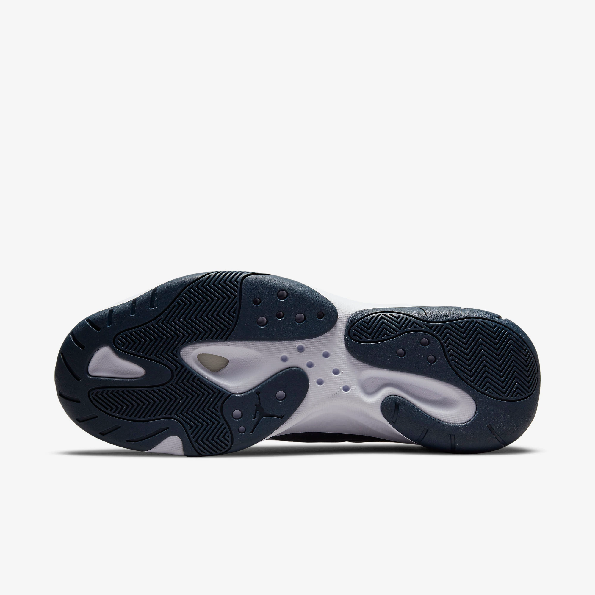 Air Jordan 11 CMFT Low “Michigan”