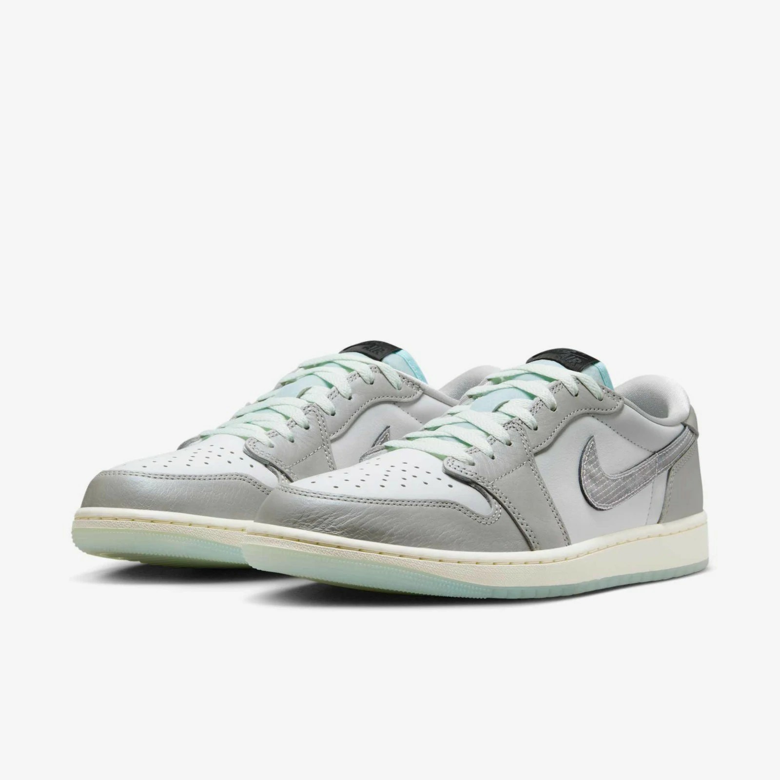Air Jordan 1 Low Lunar New Year