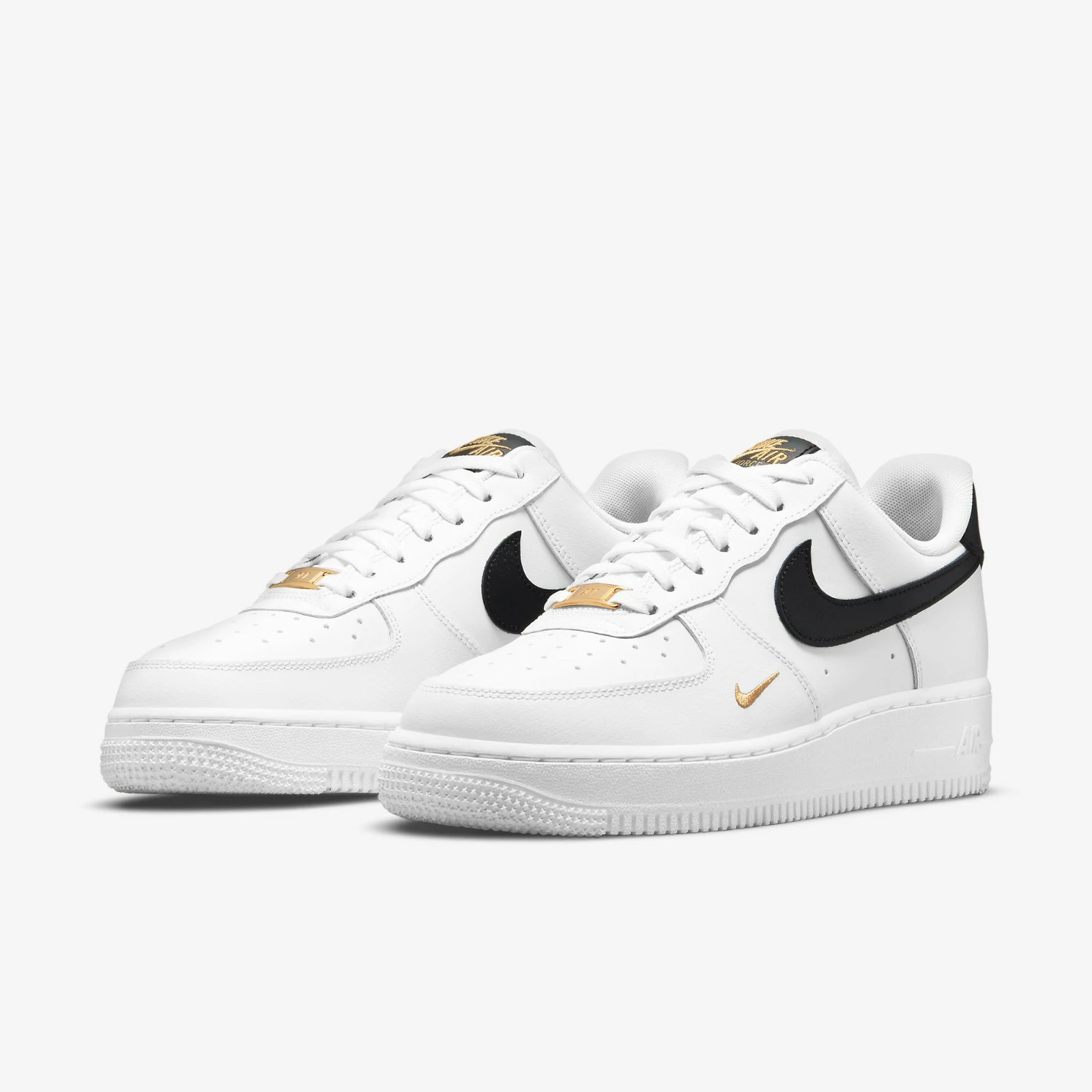 Nike Air Force 1 Low Essential White