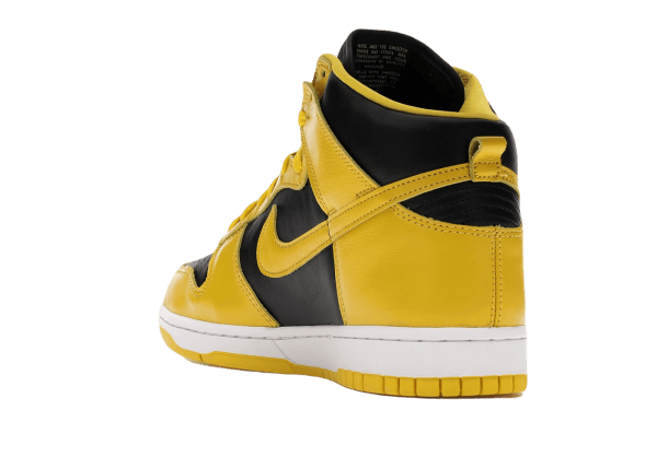 Nike Dunk High Varsity Maize