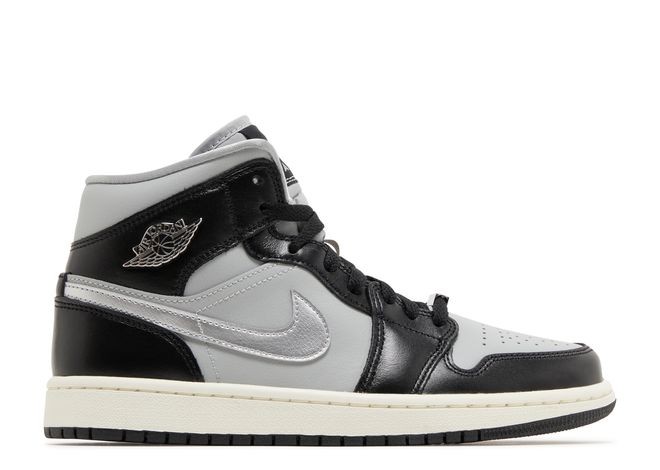 Air Jordan 1 Mid SE 'Black Chrome'