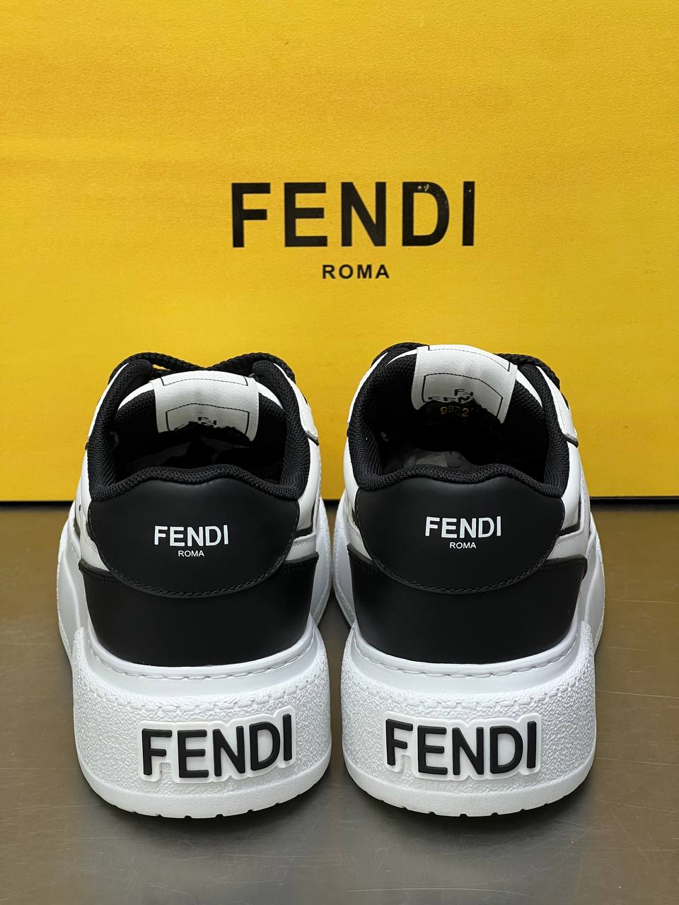 Logo Detaylı İthal Sneaker