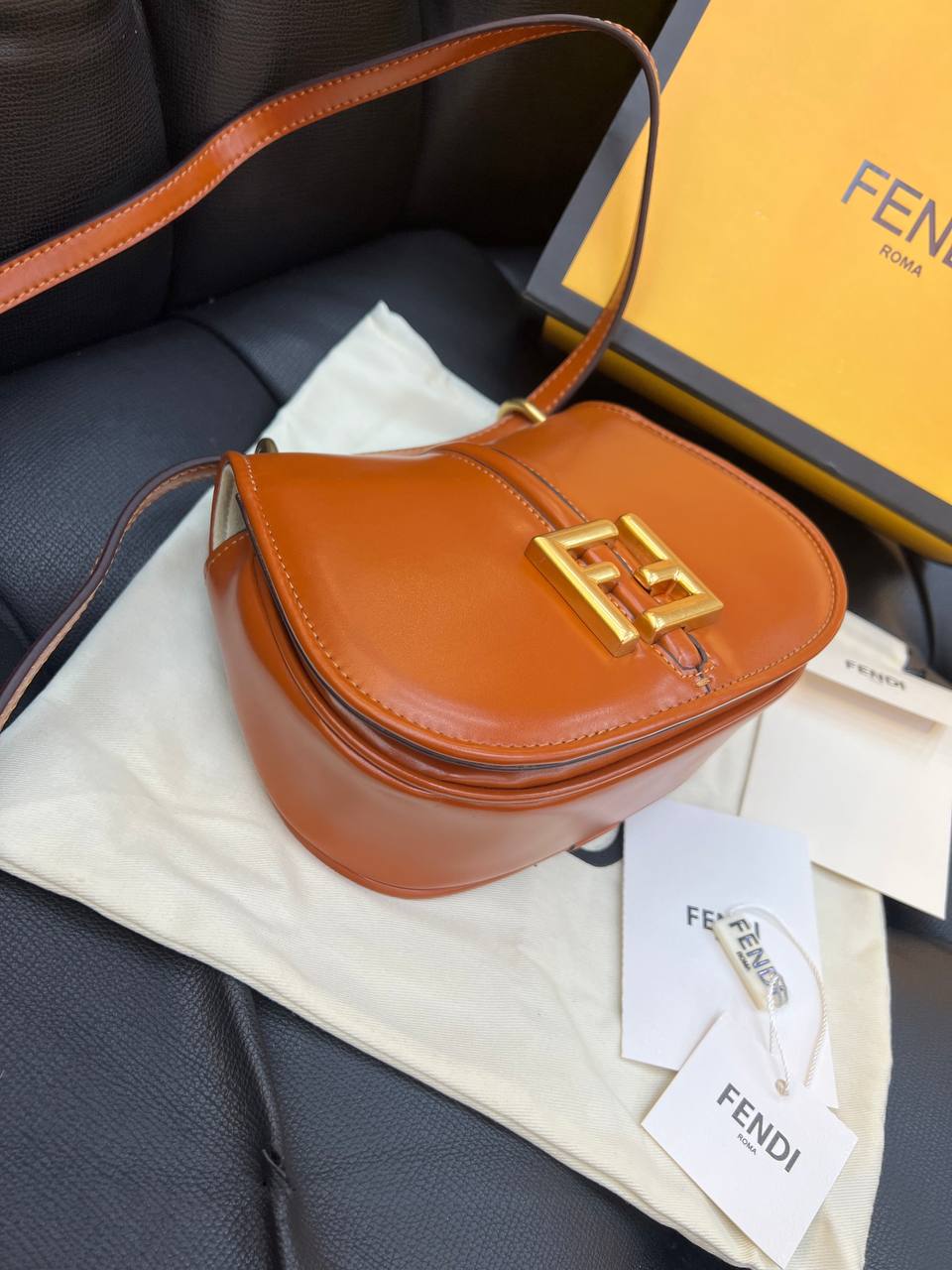 Logo Detaylı İthal Çanta