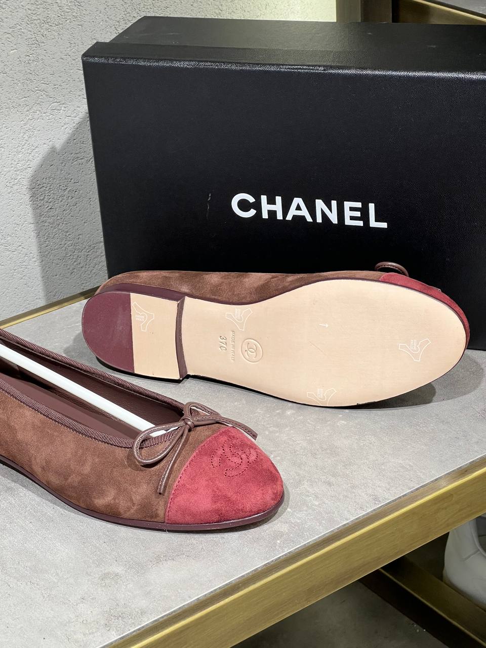 Logo Detaylı İthal Ayakkabı