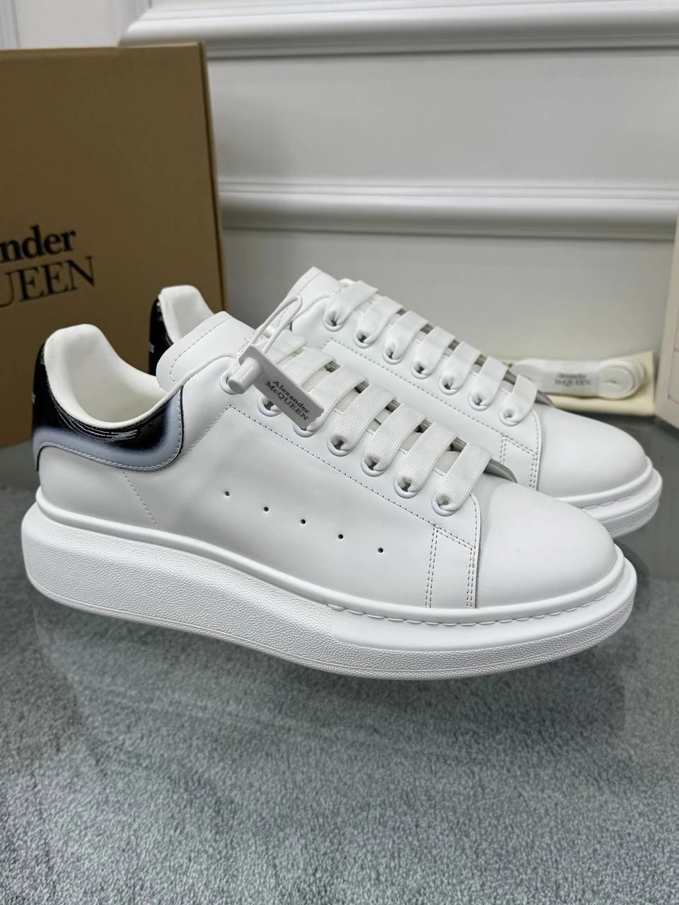 Oversize Beyaz Erkek Deri Sneaker