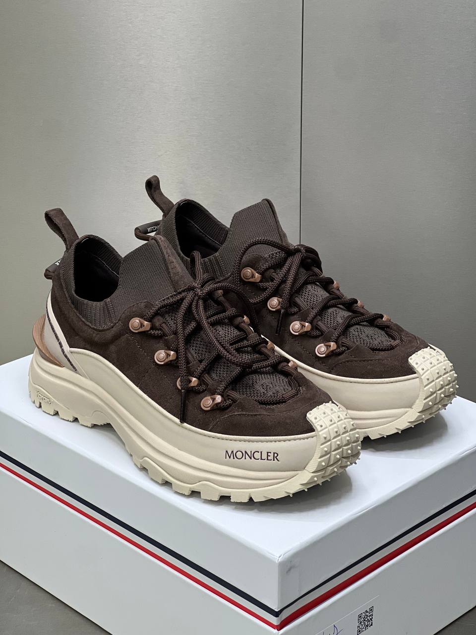 Logo Detaylı İthal Sneaker