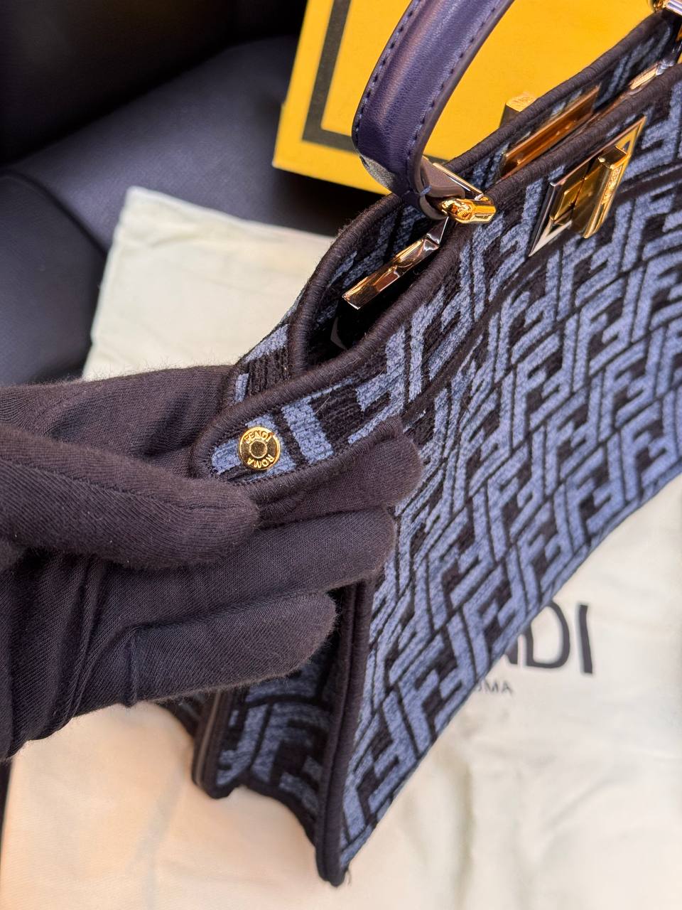 Logo Detaylı İthal Çanta