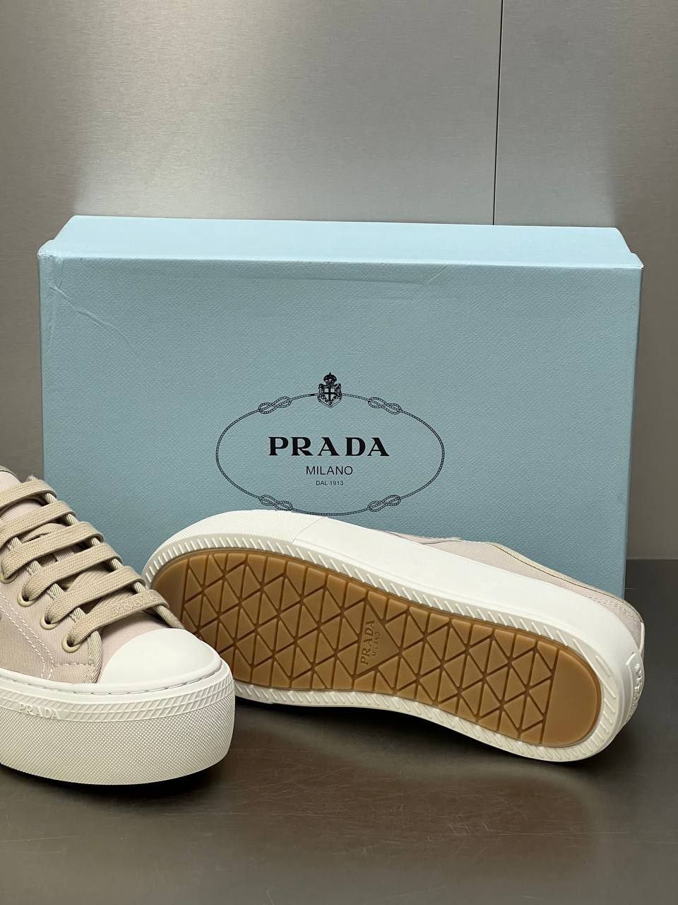 Logo Detaylı İthal Kadın Sneaker