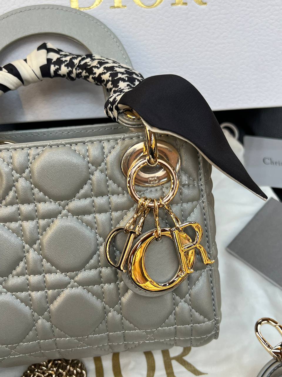 Logo Detaylı İthal Çanta