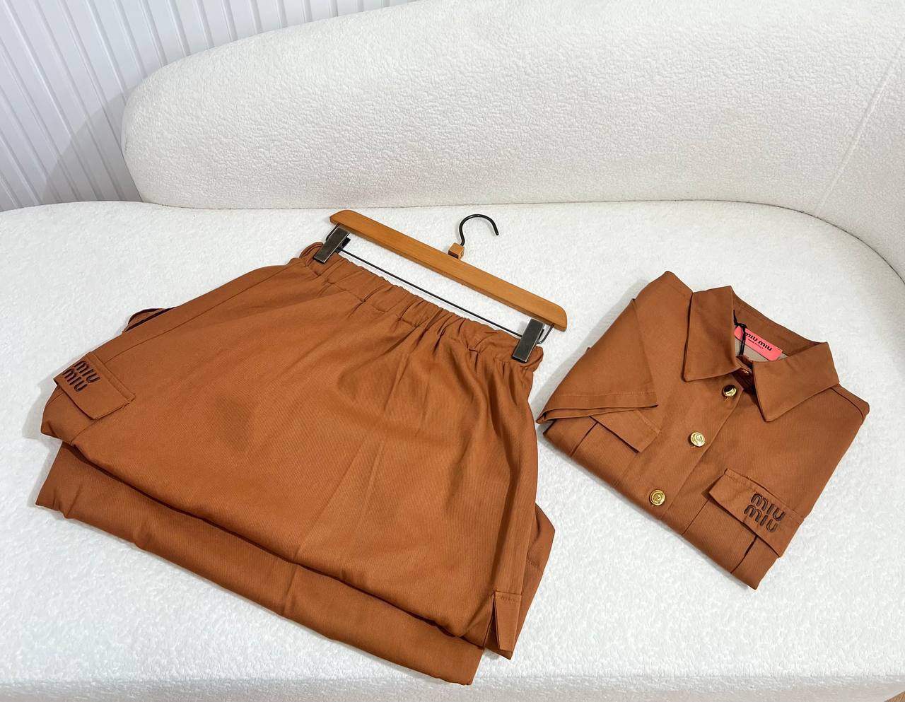 Logo Detaylı İthal 2'li Set