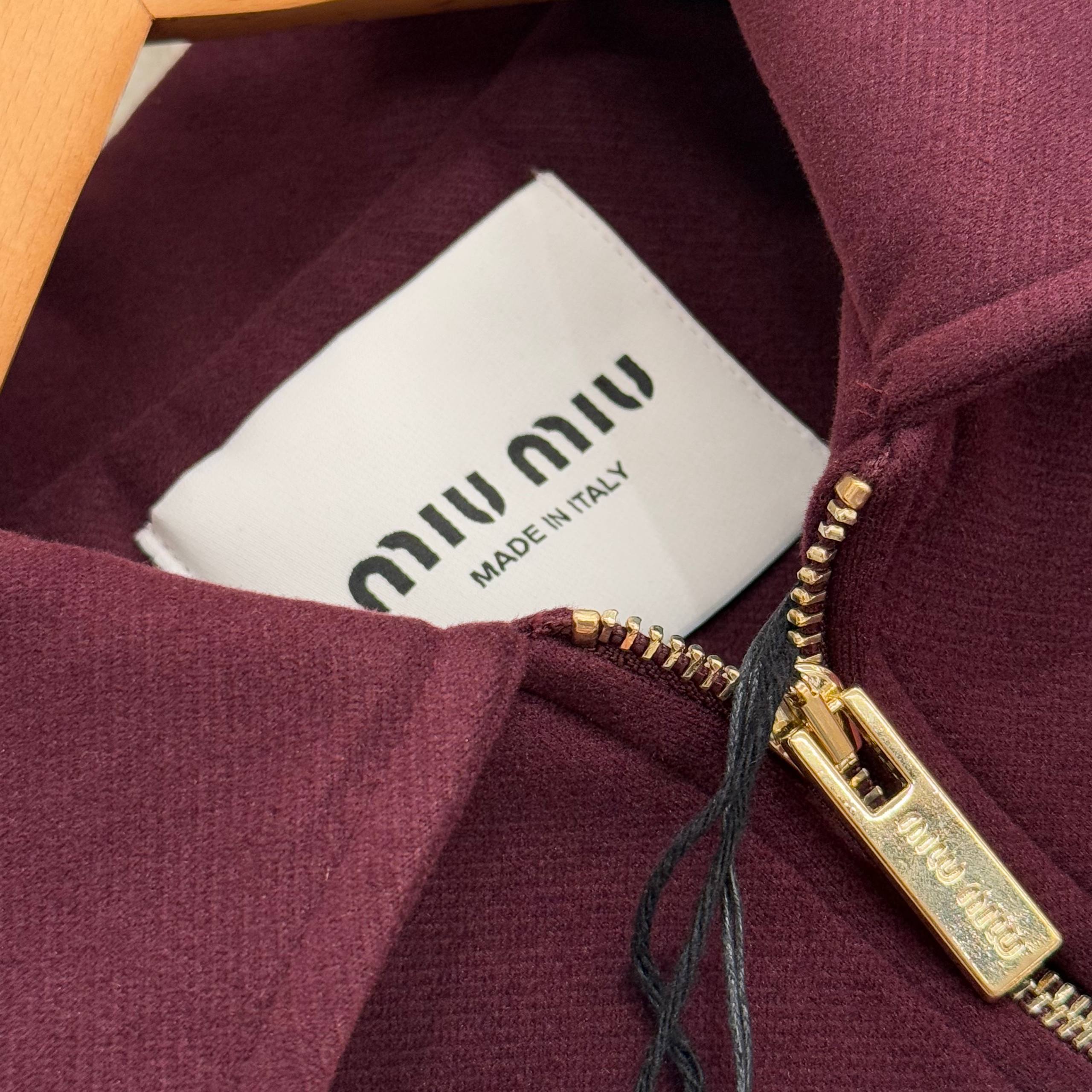 Logo Detaylı İthal Ceket