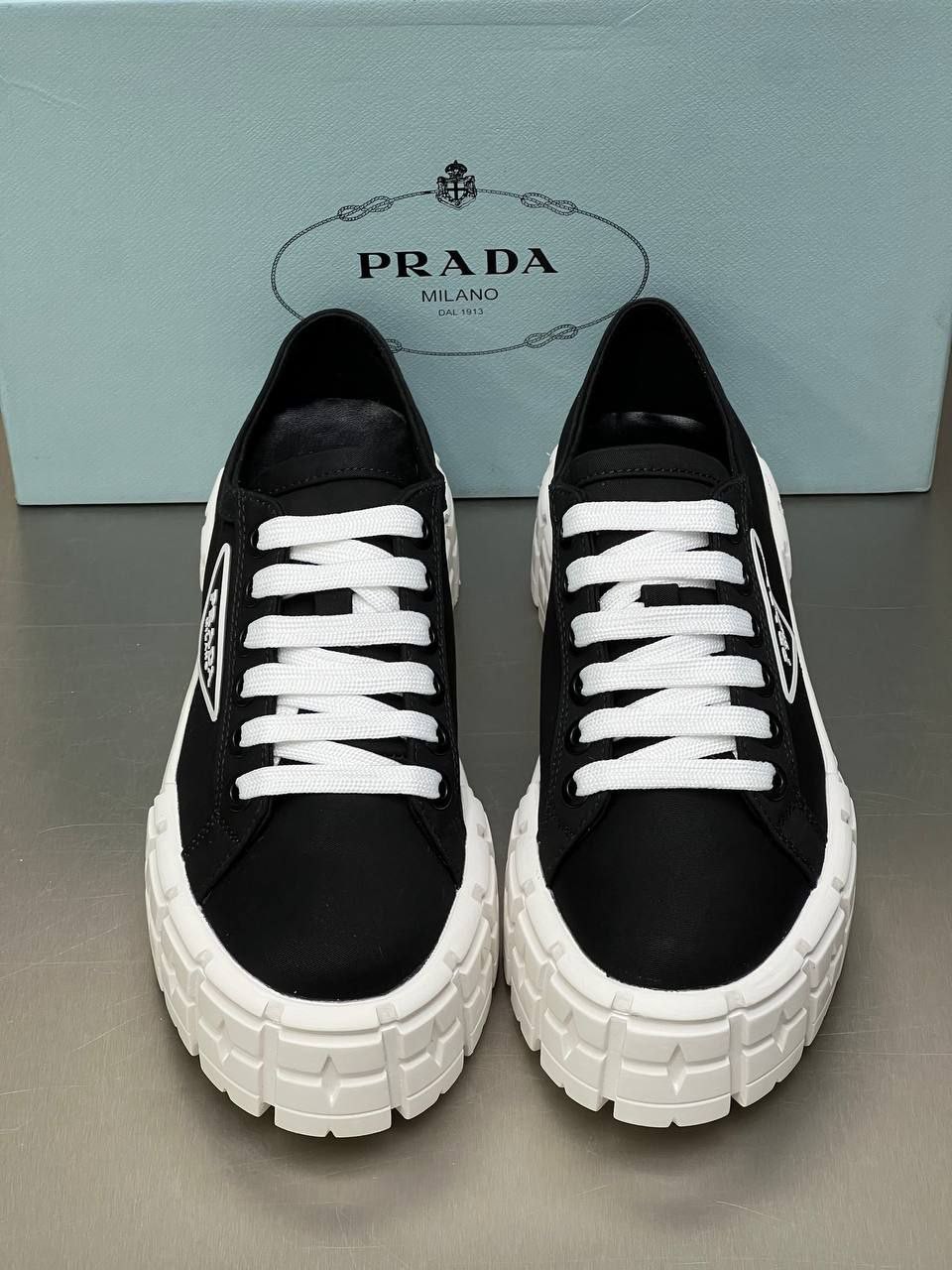 Logo Detaylı İthal Kadın Sneaker