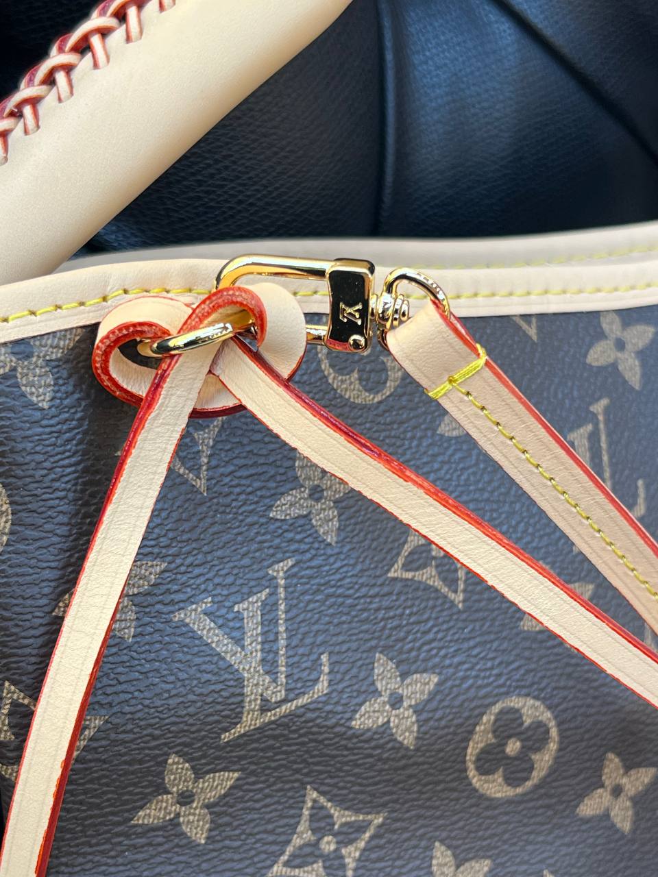 Logo Detaylı İthal Çanta