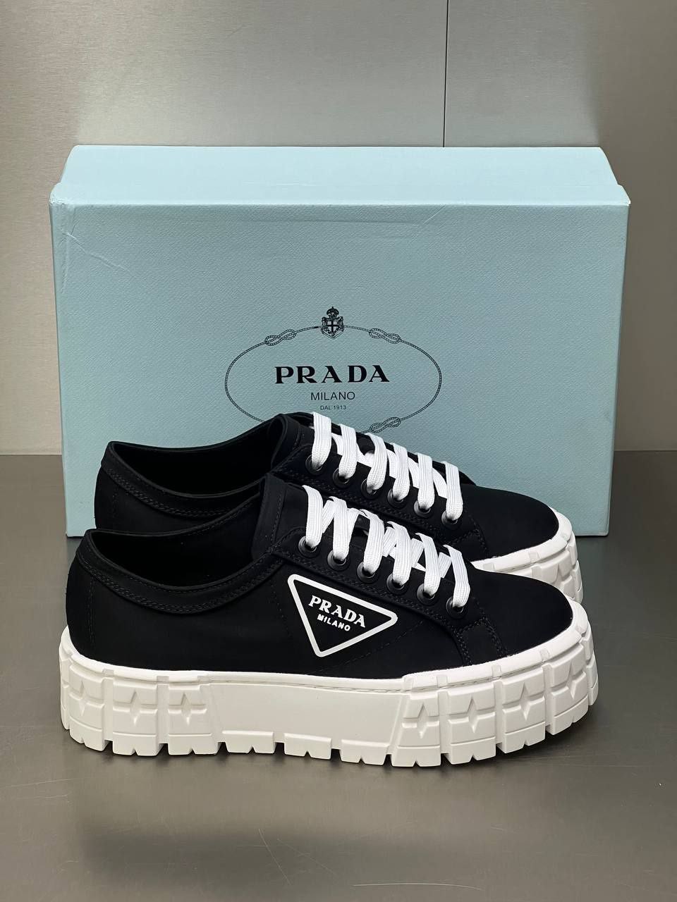 Logo Detaylı İthal Kadın Sneaker