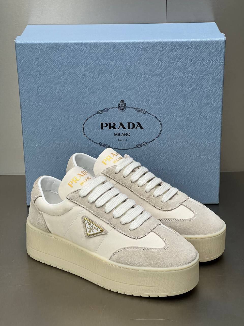Logo Detaylı İthal Kadın Sneaker