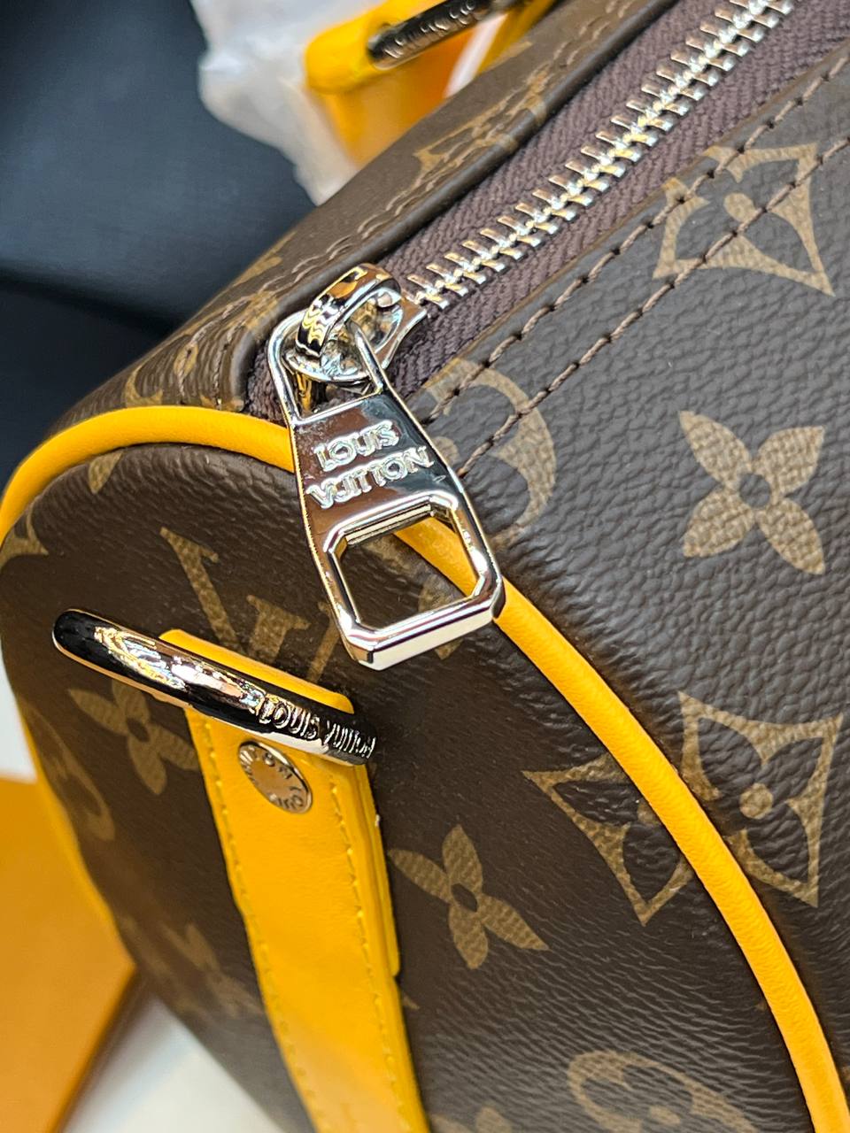 Logo Detaylı İthal Çanta